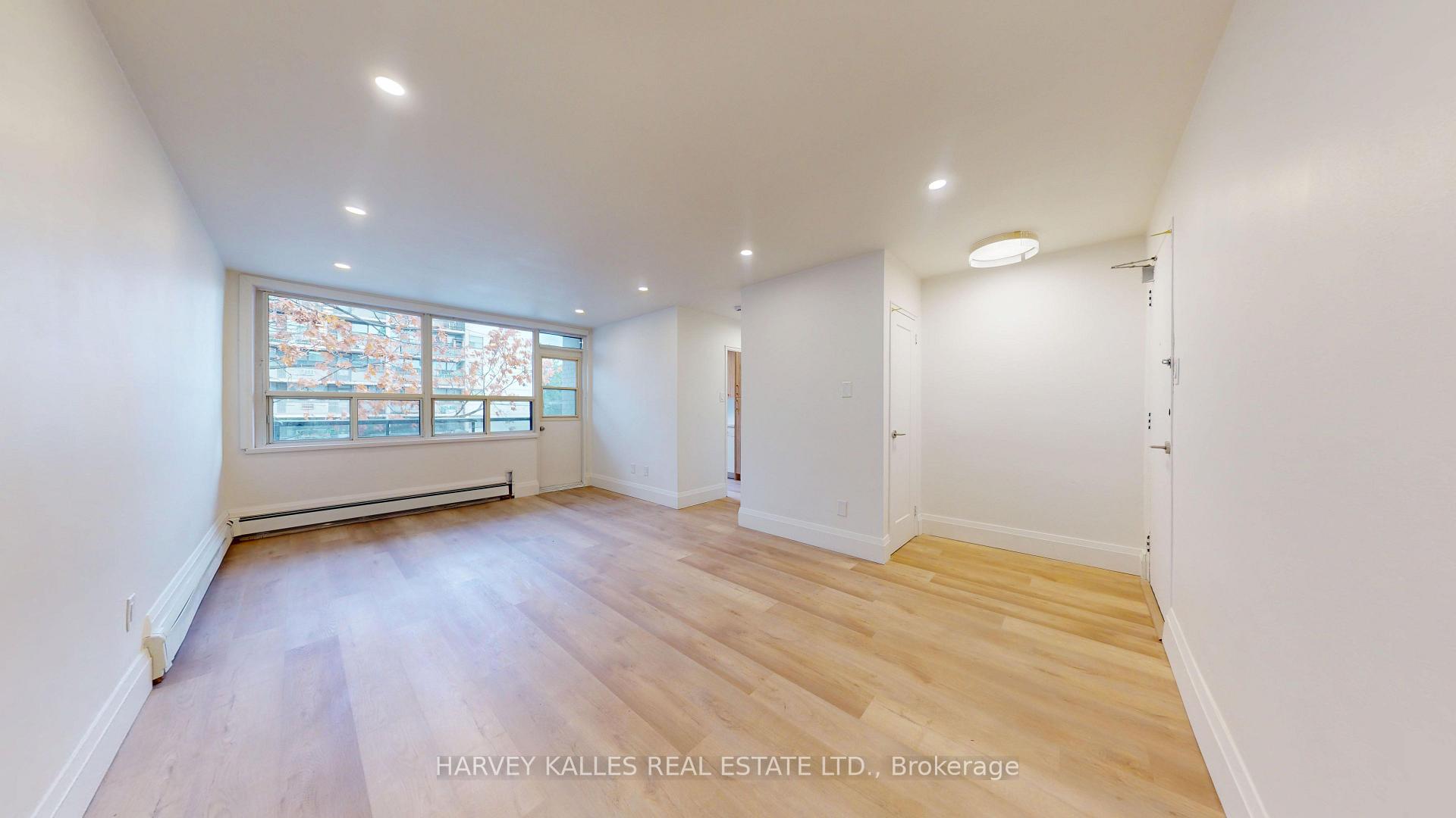 Photo of Unit 14, 1 Marquette Avenue