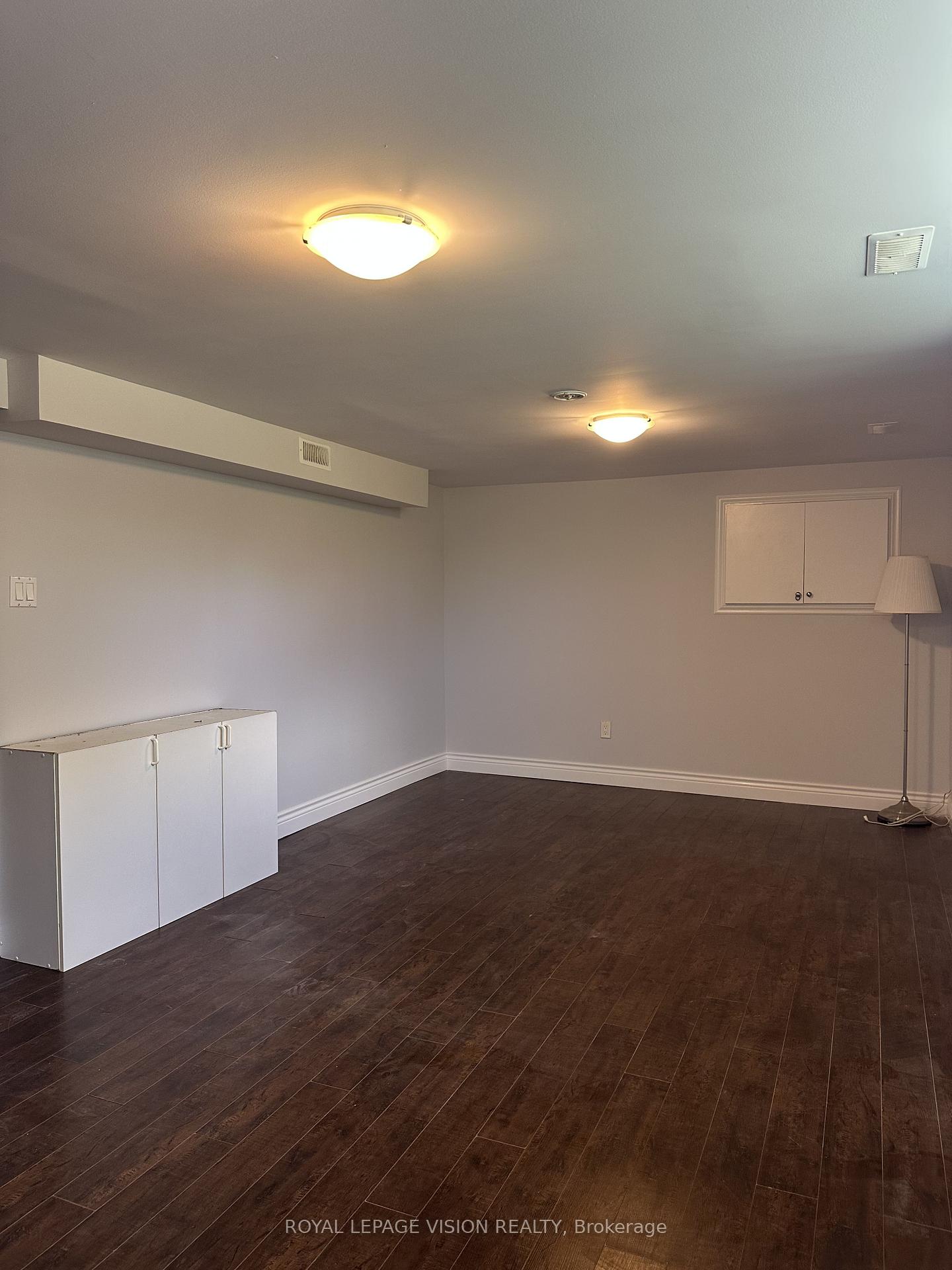Photo 9 of 43 Par Avenue, Scarborough, Woburn — HOMEH