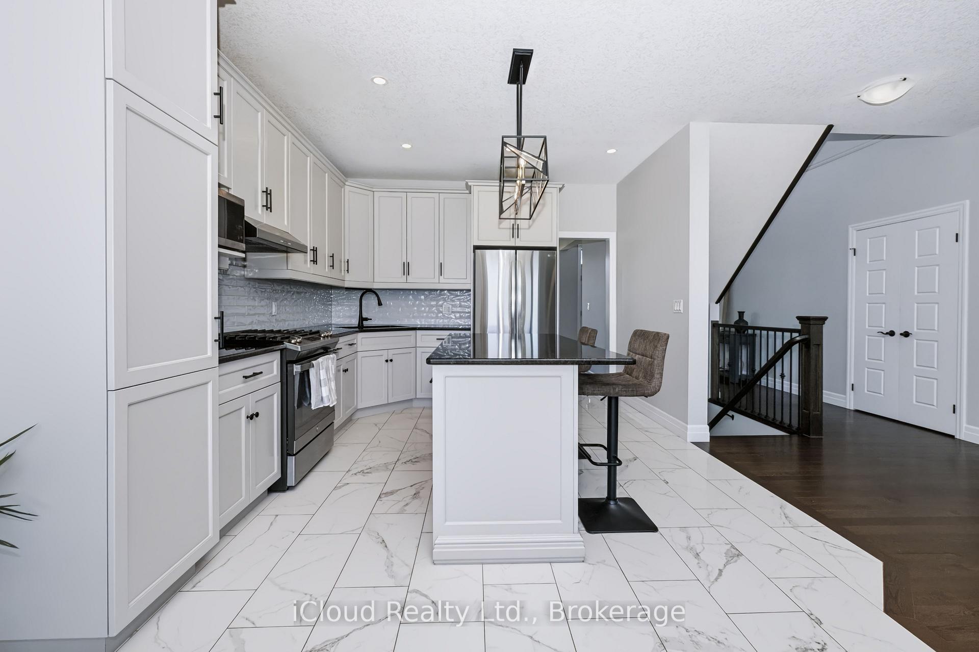 Photo 17 of 94 Beech Boulevard, Tillsonburg — HOMEH