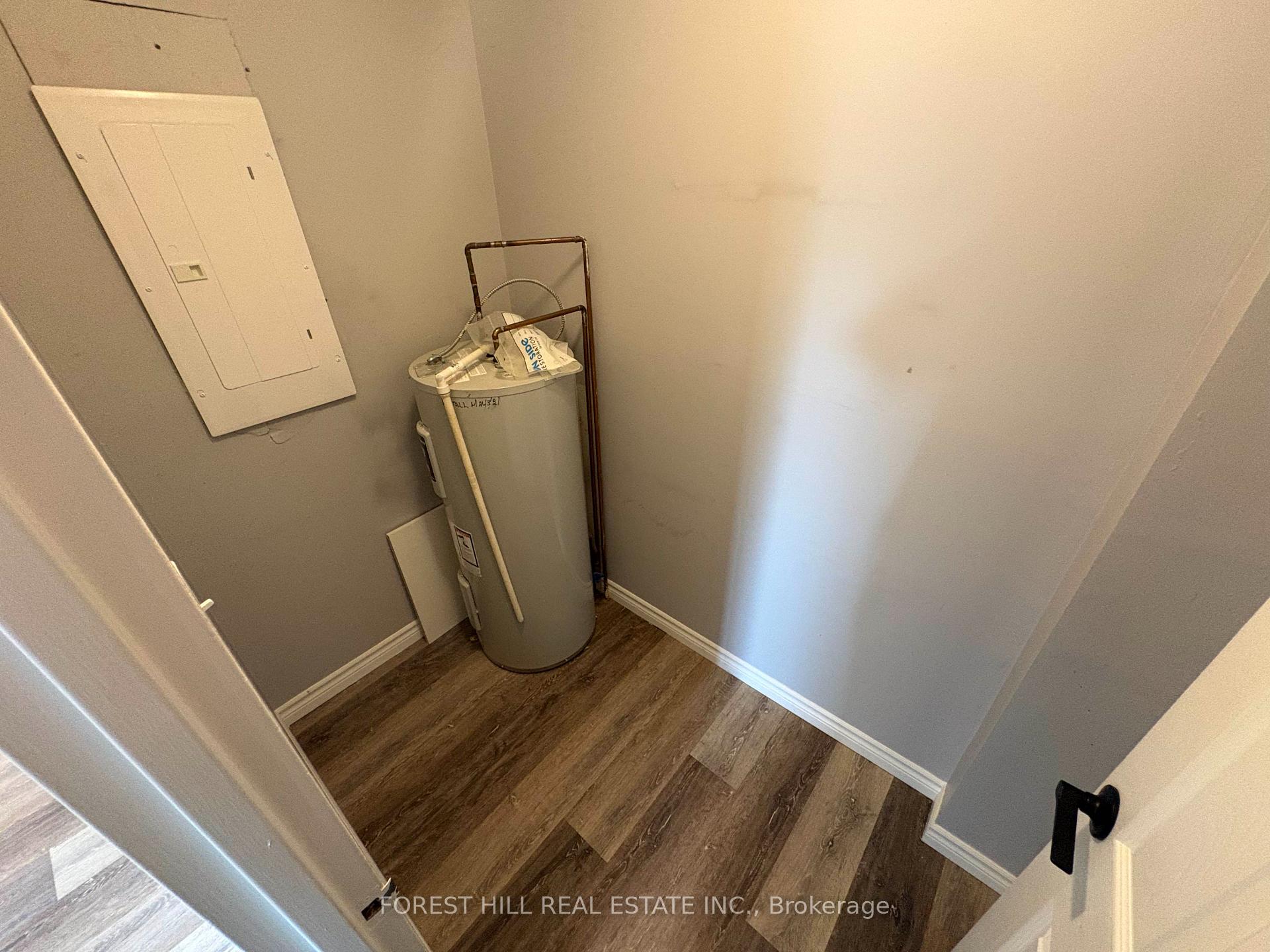Photo 12 of Unit 5, 130 King Street E, Clarington, Bowmanville — HOMEH