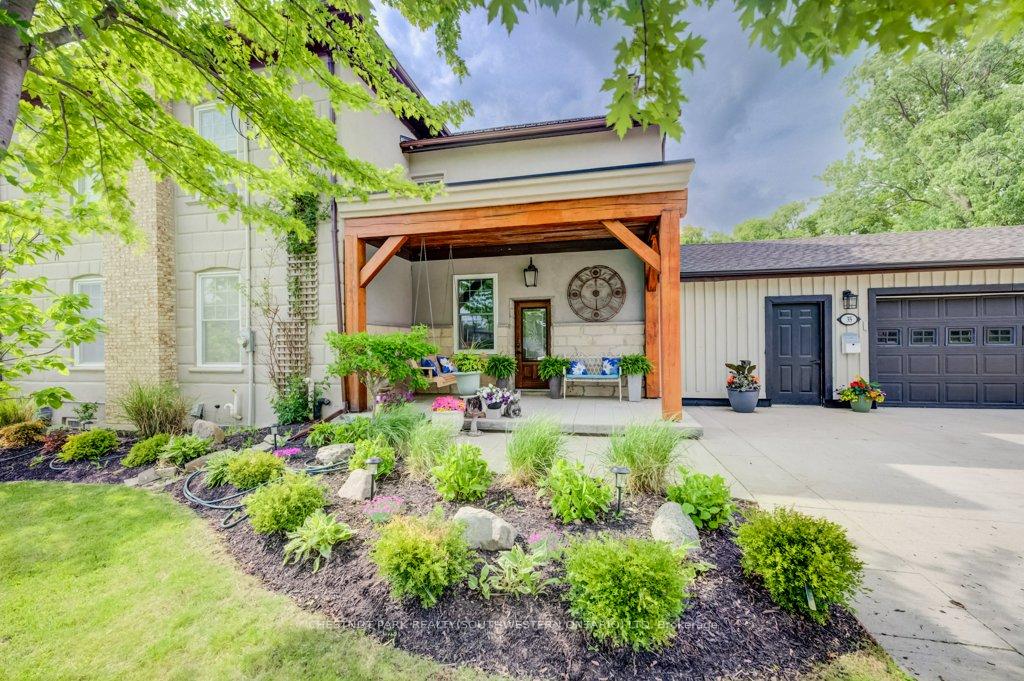 Photo 2 of 35 Schweitzer Street, Kitchener, Bridgeport — HOMEH