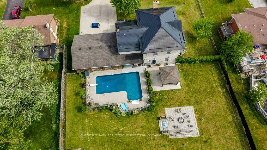 Photo 46 of 35 Schweitzer Street, Kitchener, Bridgeport — HOMEH