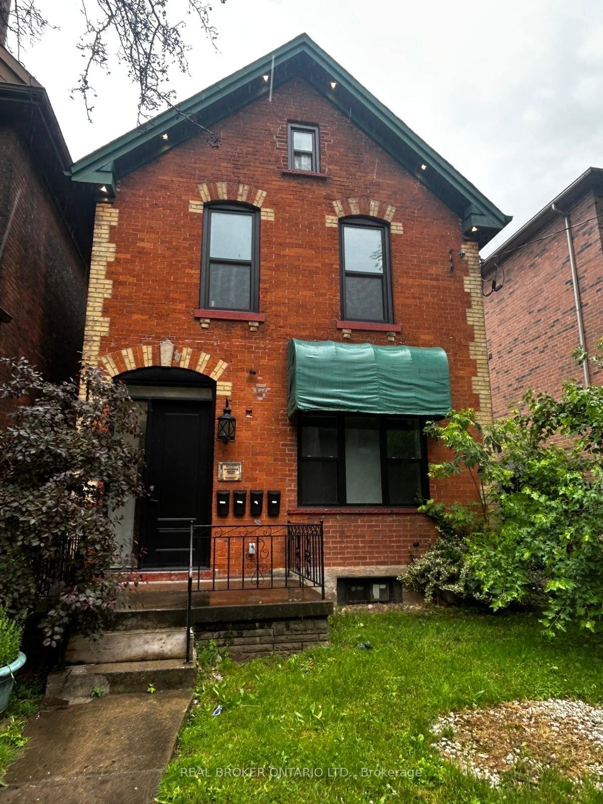 Photo 2 of 30 Victoria Avenue N, Hamilton, Beasley — HOMEH