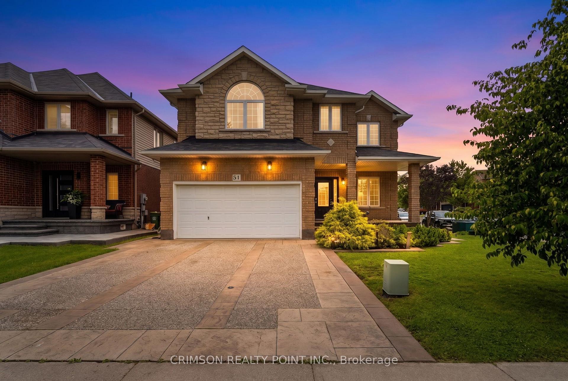 Photo 2 of 51 Whitworth Terrace, Hamilton, Rural Glanbrook — HOMEH