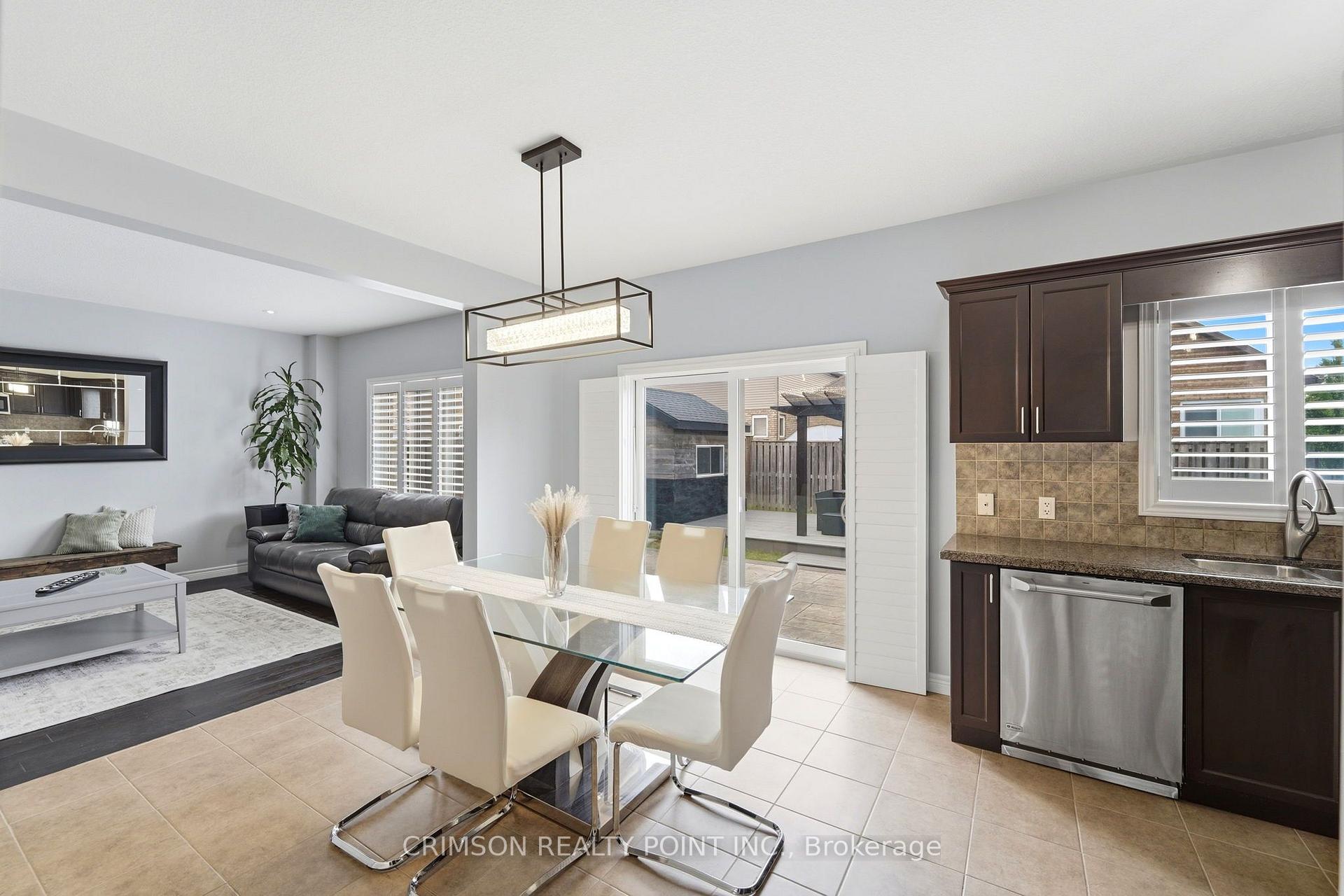 Photo 22 of 51 Whitworth Terrace, Hamilton, Rural Glanbrook — HOMEH