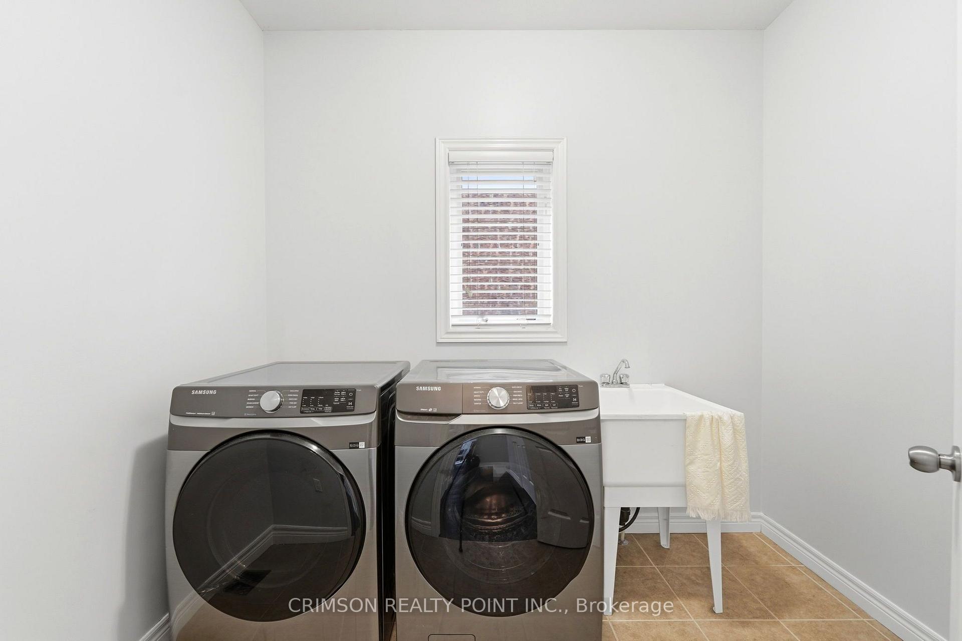 Photo 24 of 51 Whitworth Terrace, Hamilton, Rural Glanbrook — HOMEH