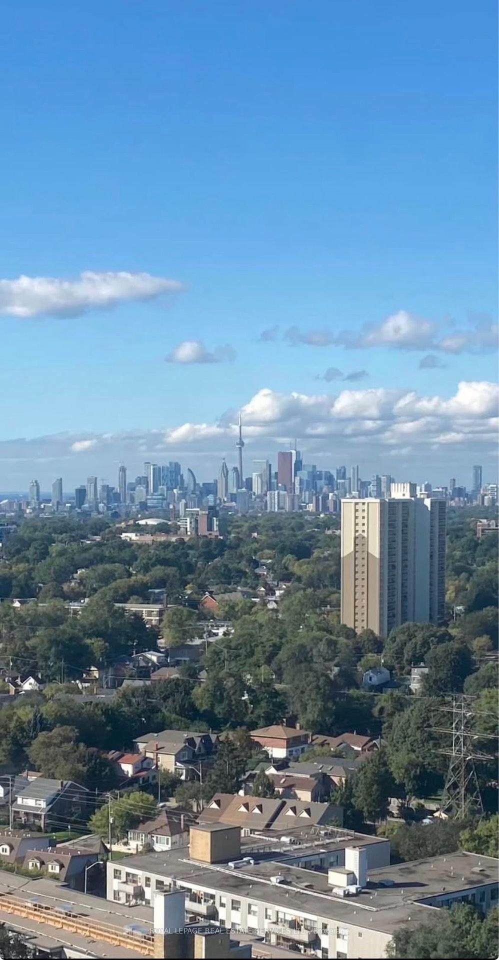 Photo 2 of Unit 2614, 1 Massey Square, Toronto, Crescent Town — HOMEH
