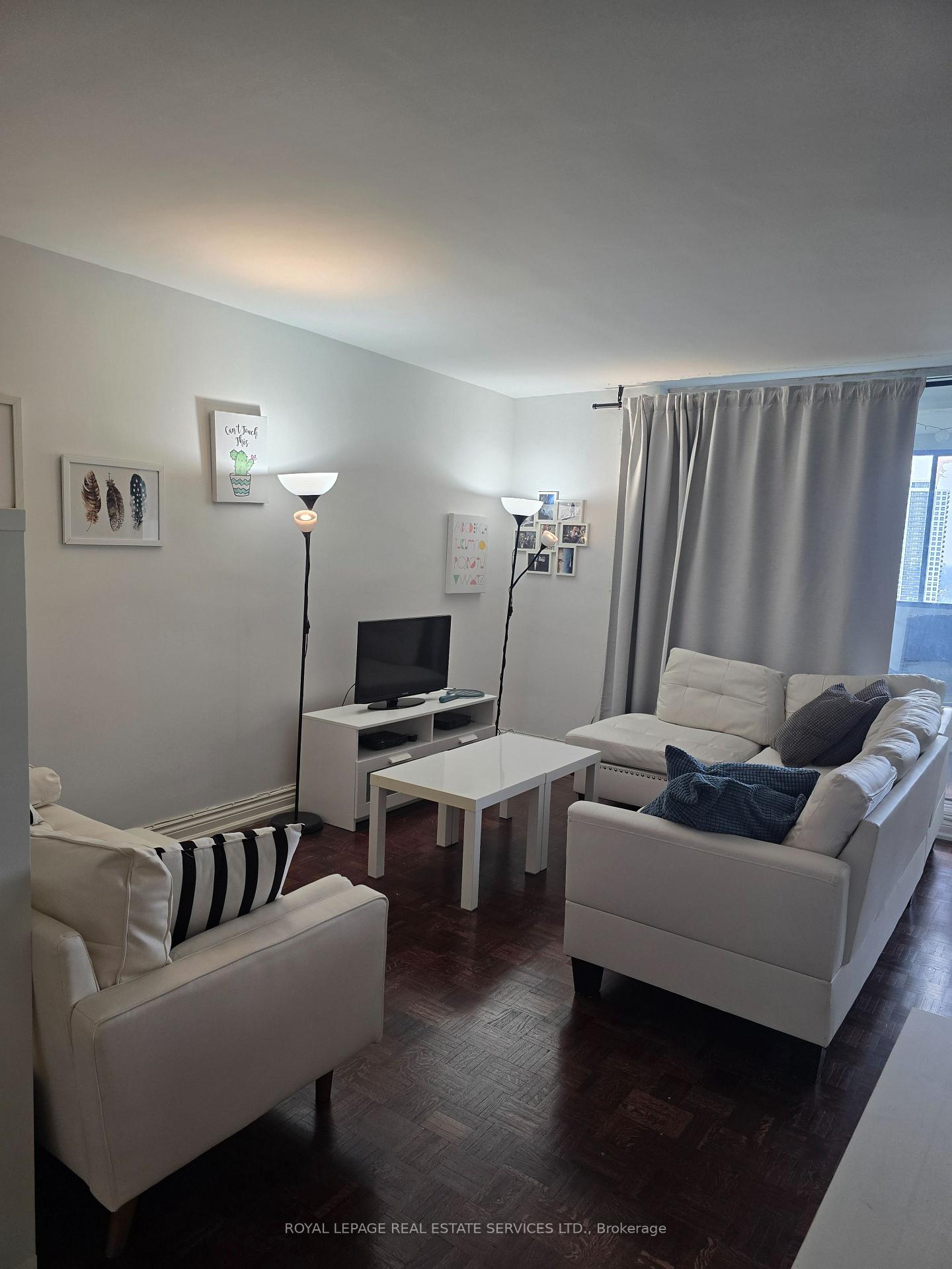 Photo 6 of Unit 2614, 1 Massey Square, Toronto, Crescent Town — HOMEH