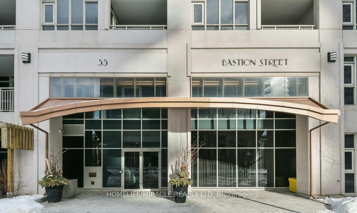 Photo 4 of Unit 116, 35 Bastion Street, Toronto, Niagara — HOMEH