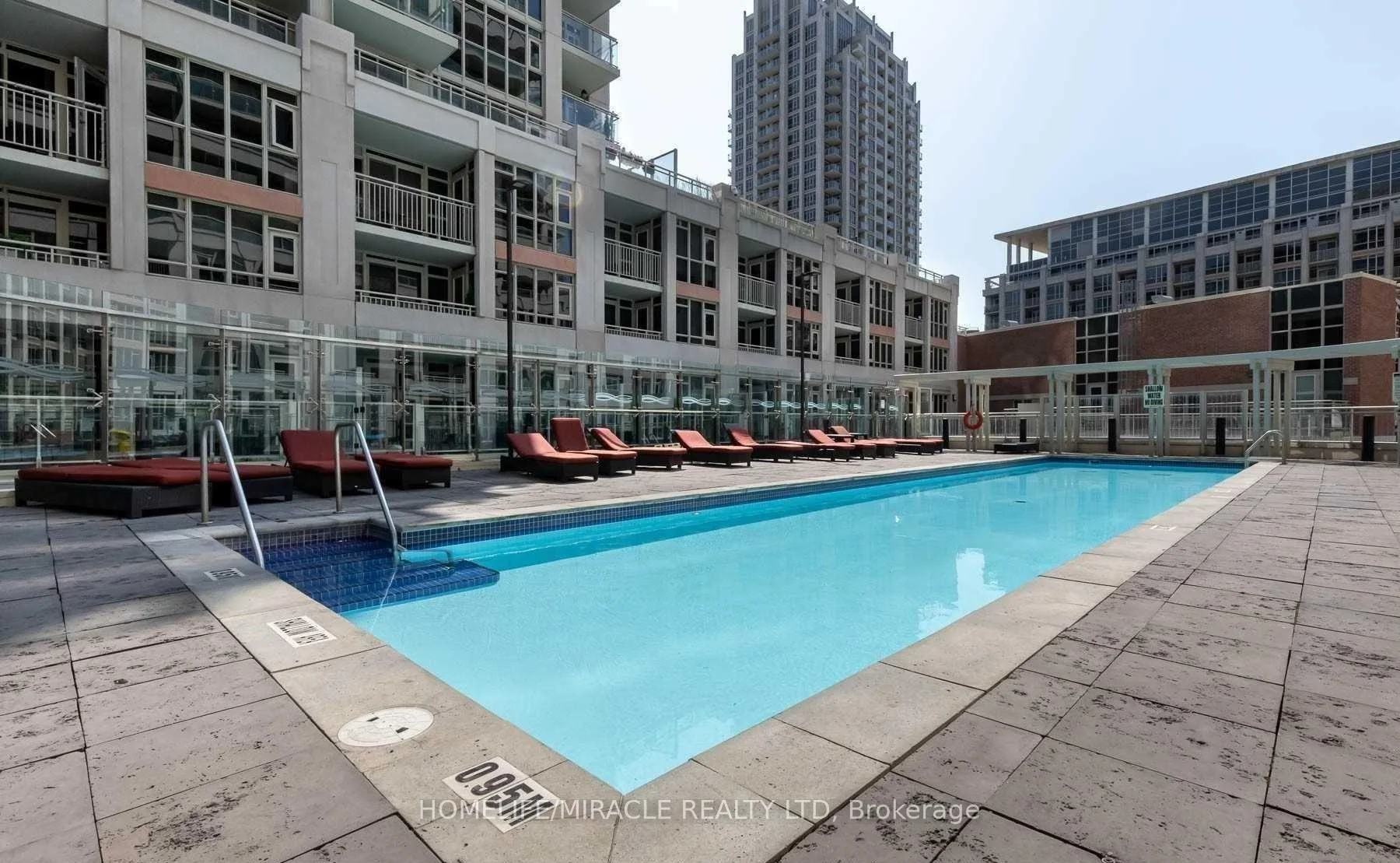 Photo 5 of Unit 116, 35 Bastion Street, Toronto, Niagara — HOMEH