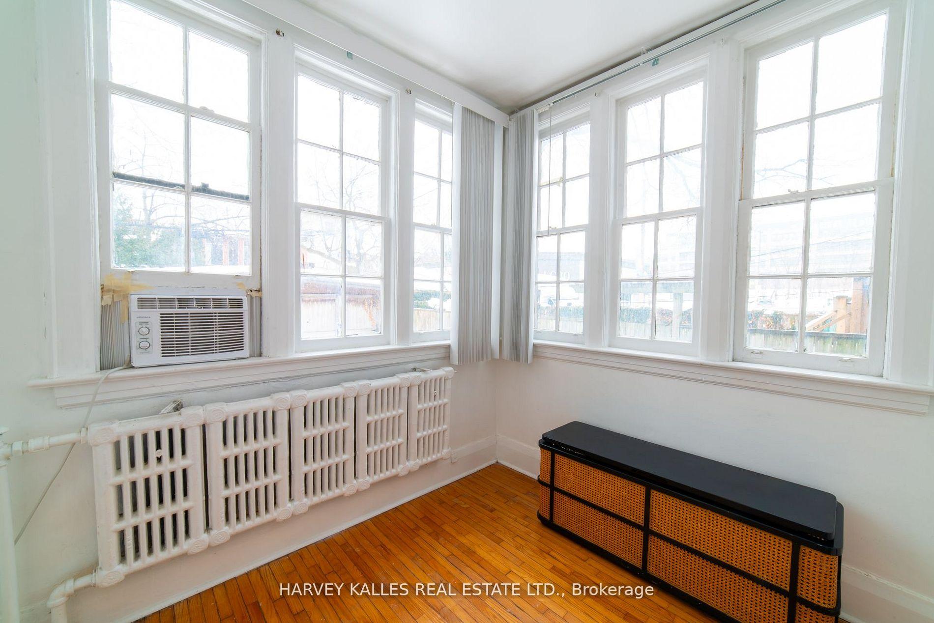 Photo 6 of Unit 100, 678 Huron Street, Toronto, The Annex — HOMEH