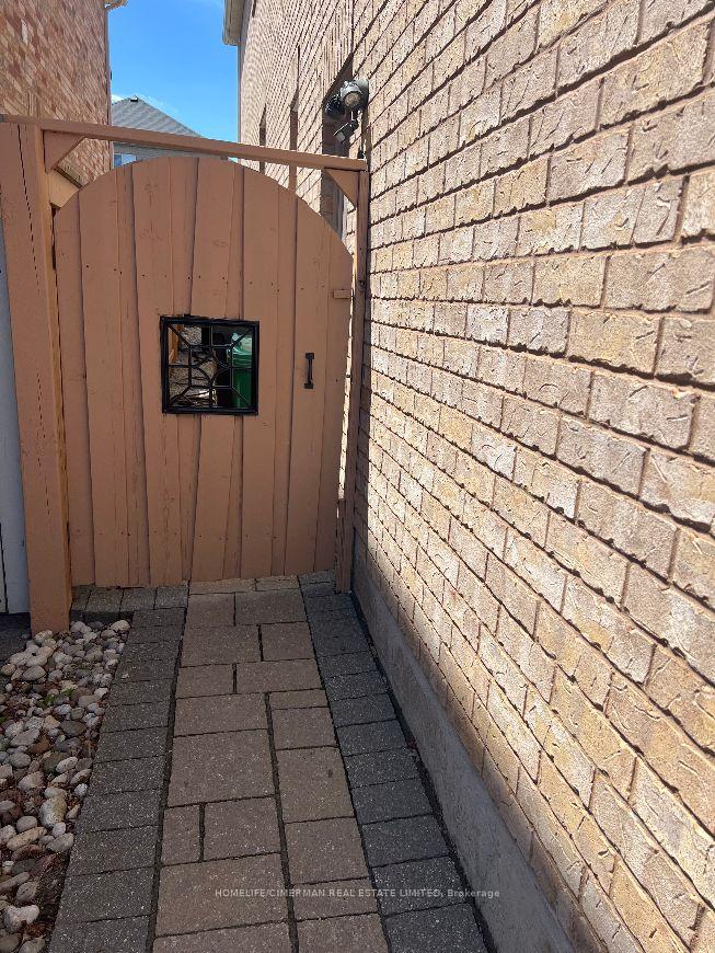 Photo 25 of Unit Basement, 5484 Freshwater Drive, Mississauga, Churchill Meadows — HOMEH