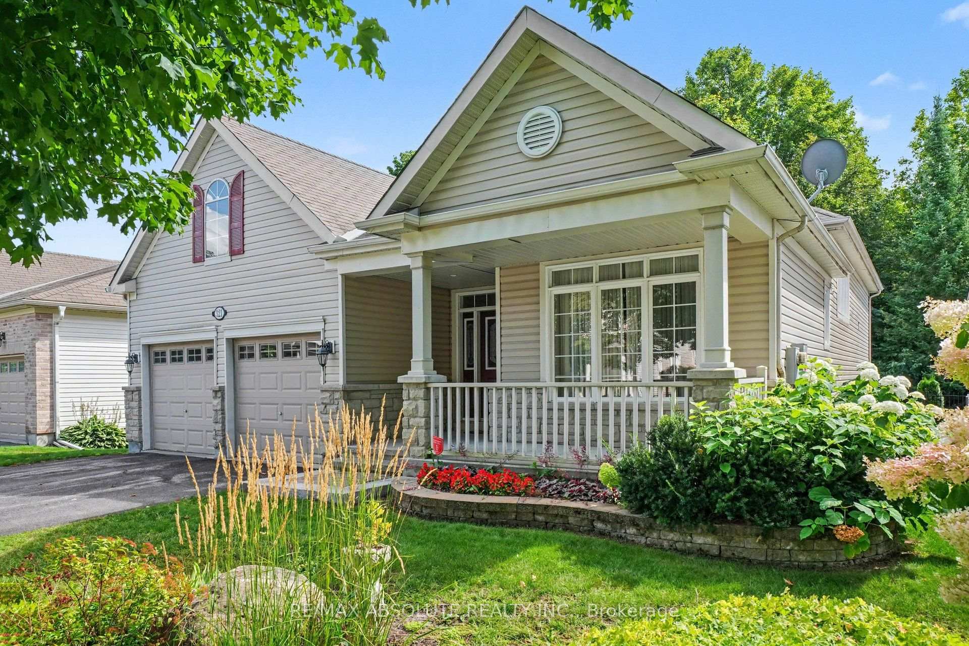 Photo 3 of 321 Eckerson Avenue, Ottawa, Stittsville (South) — HOMEH