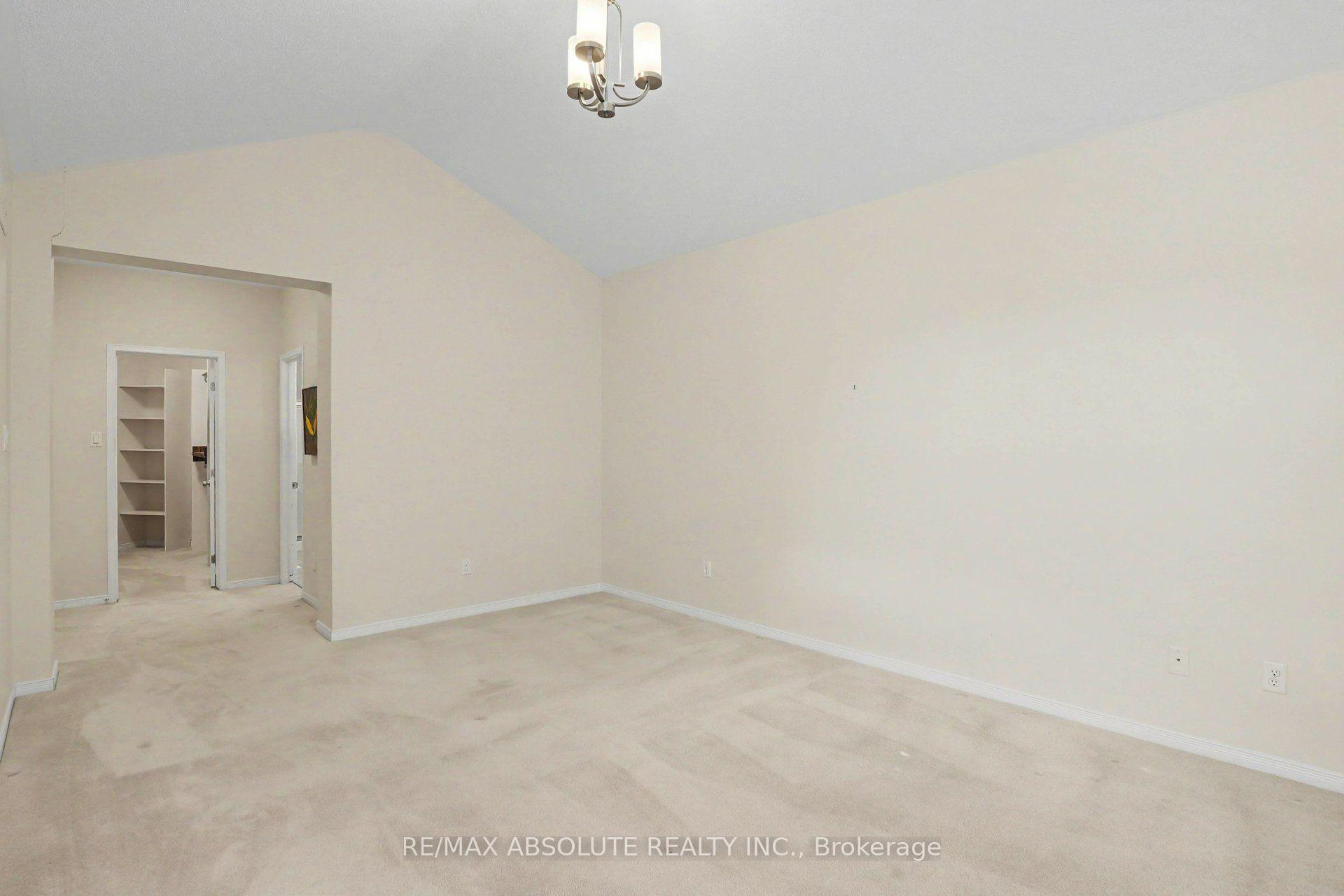 Photo 24 of 321 Eckerson Avenue, Ottawa, Stittsville (South) — HOMEH