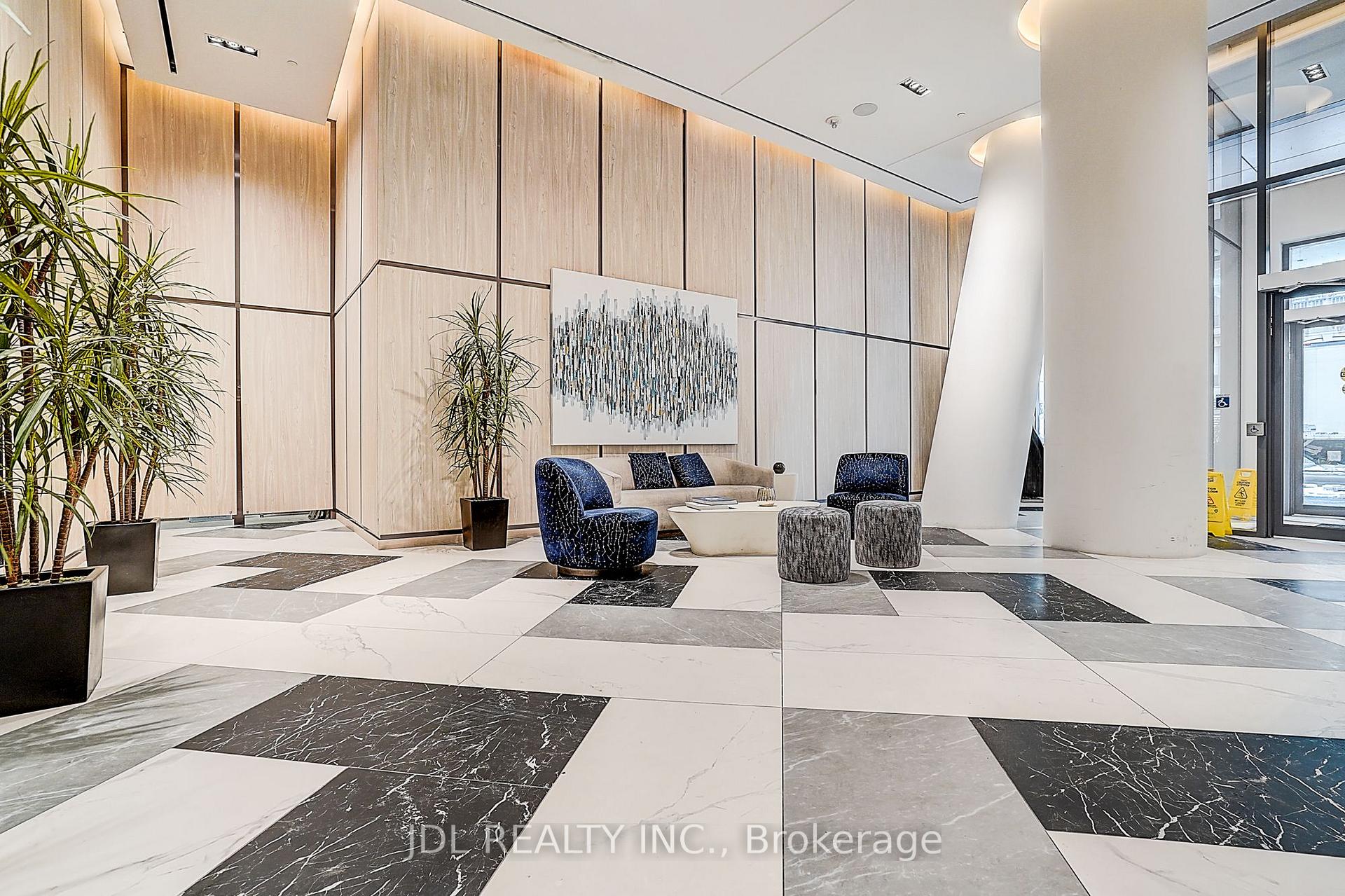 Photo 3 of Unit 3902, 395 Bloor Street E, Toronto, North St. James Town — HOMEH