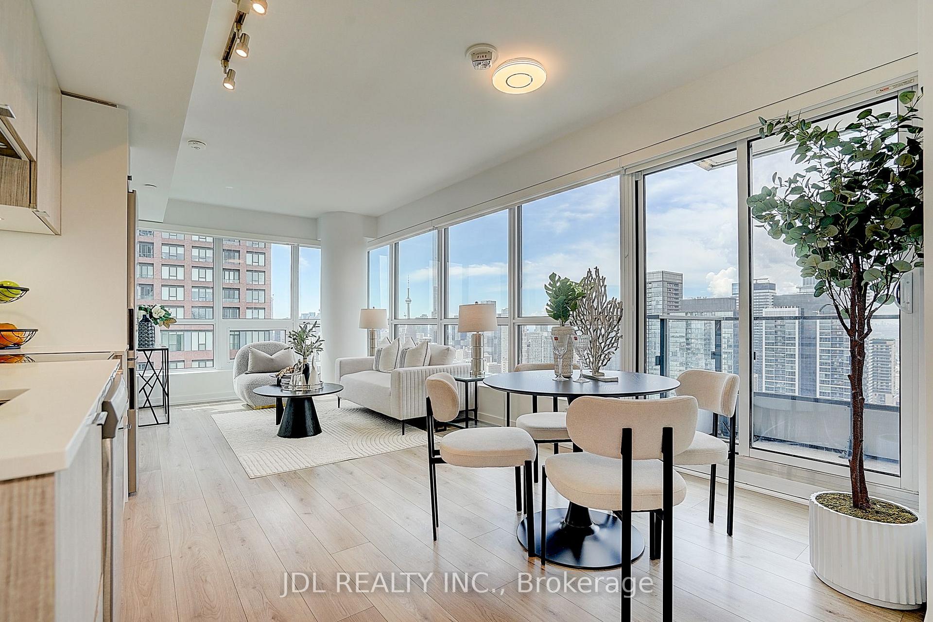 Photo 10 of Unit 3902, 395 Bloor Street E, Toronto, North St. James Town — HOMEH