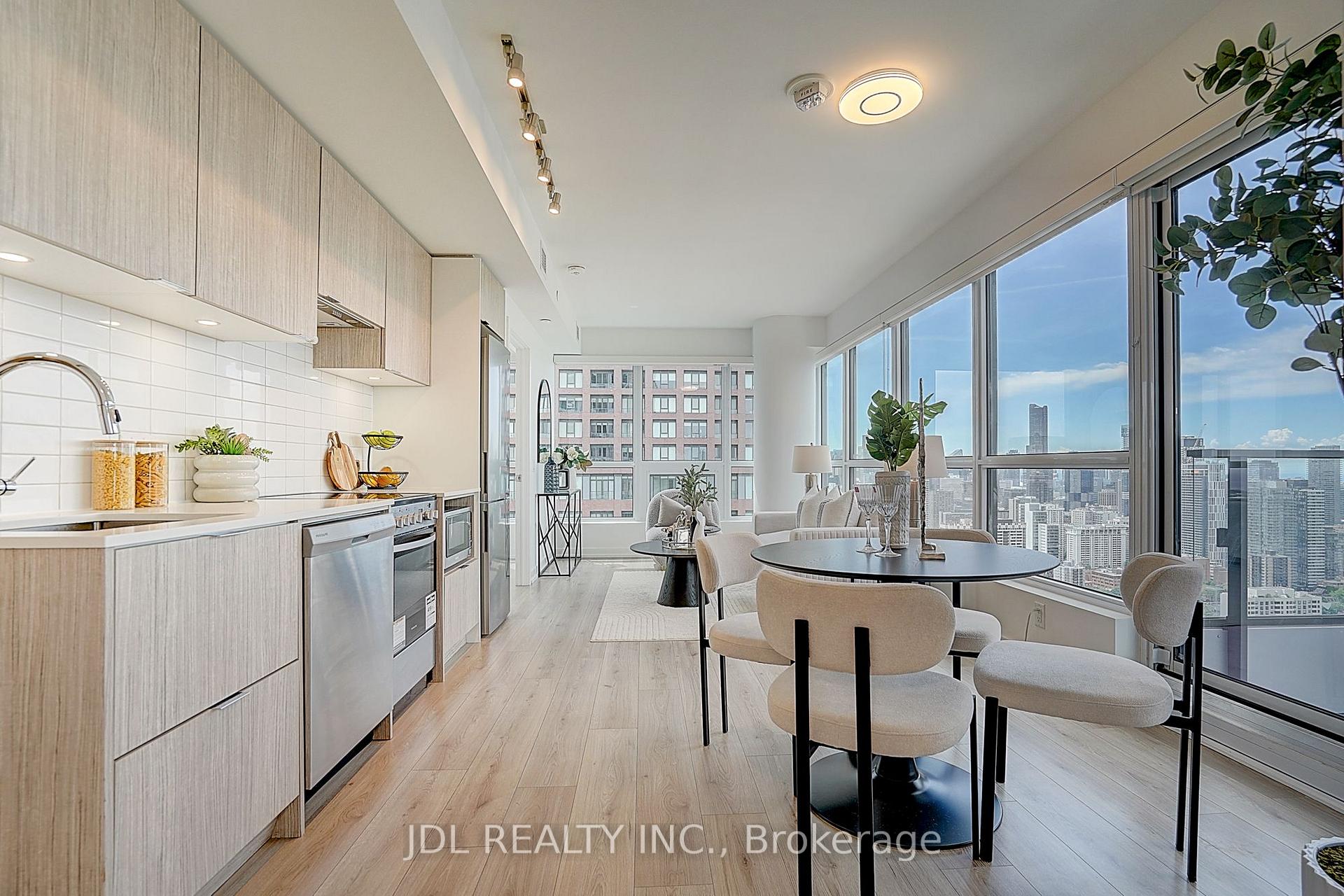 Photo 11 of Unit 3902, 395 Bloor Street E, Toronto, North St. James Town — HOMEH