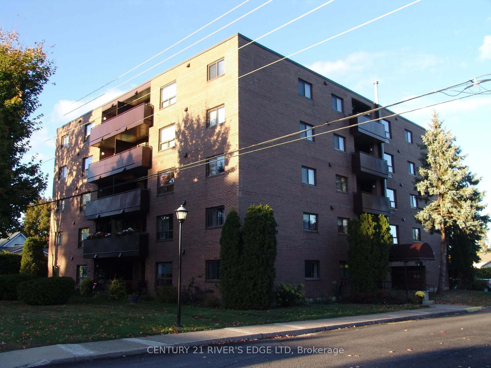 Photo 2 of Unit 505, 95 Windsor Drive, Brockville, Brockville — HOMEH