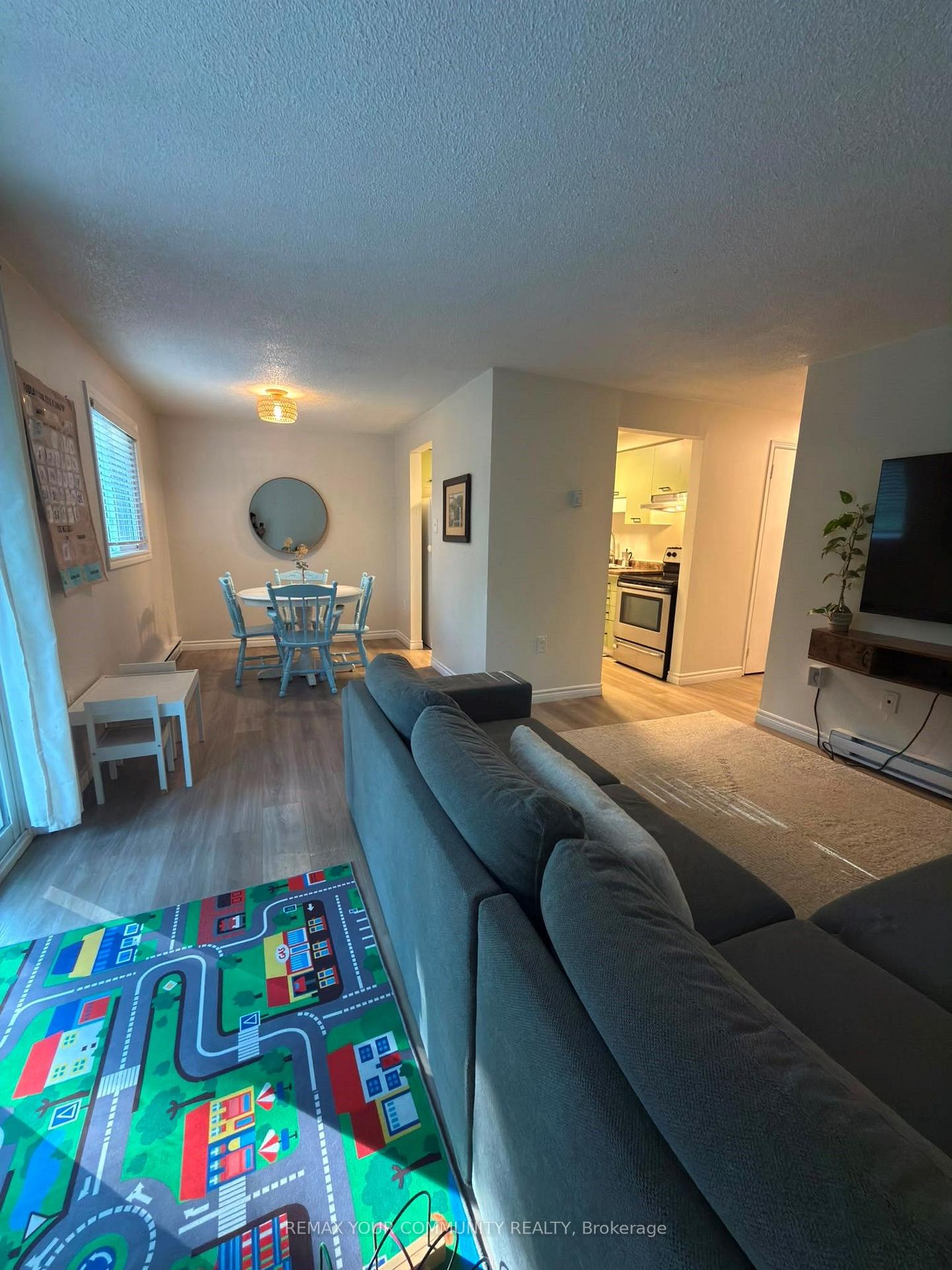 Photo 7 of Unit 4, 47 Loggers Run, Barrie, Ardagh — HOMEH