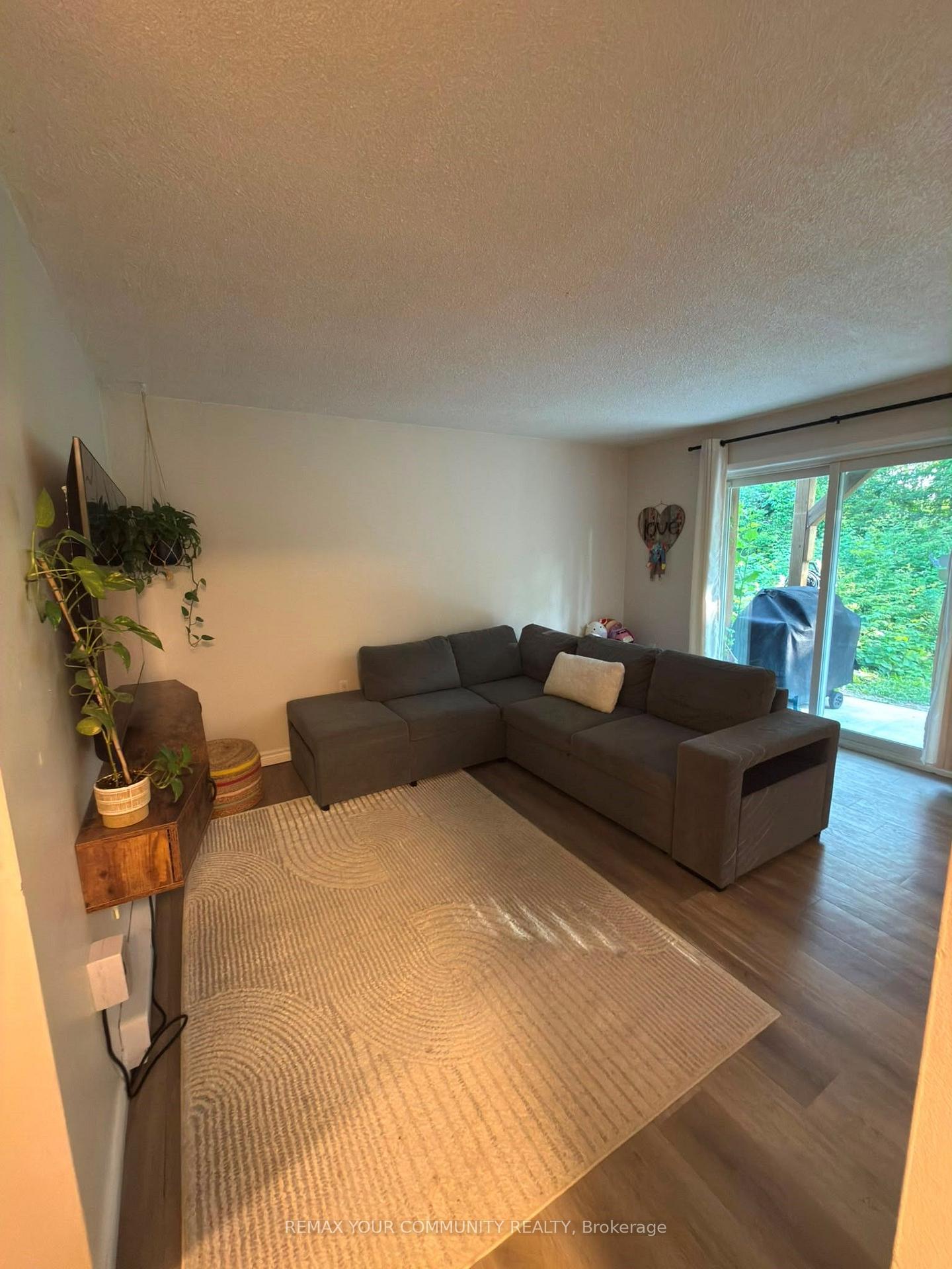 Photo 11 of Unit 4, 47 Loggers Run, Barrie, Ardagh — HOMEH