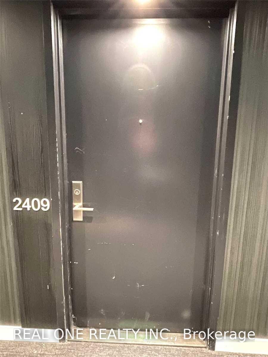 Photo 4 of Unit 2409, 20 Edward Street, Toronto, Bay Street Corridor — HOMEH