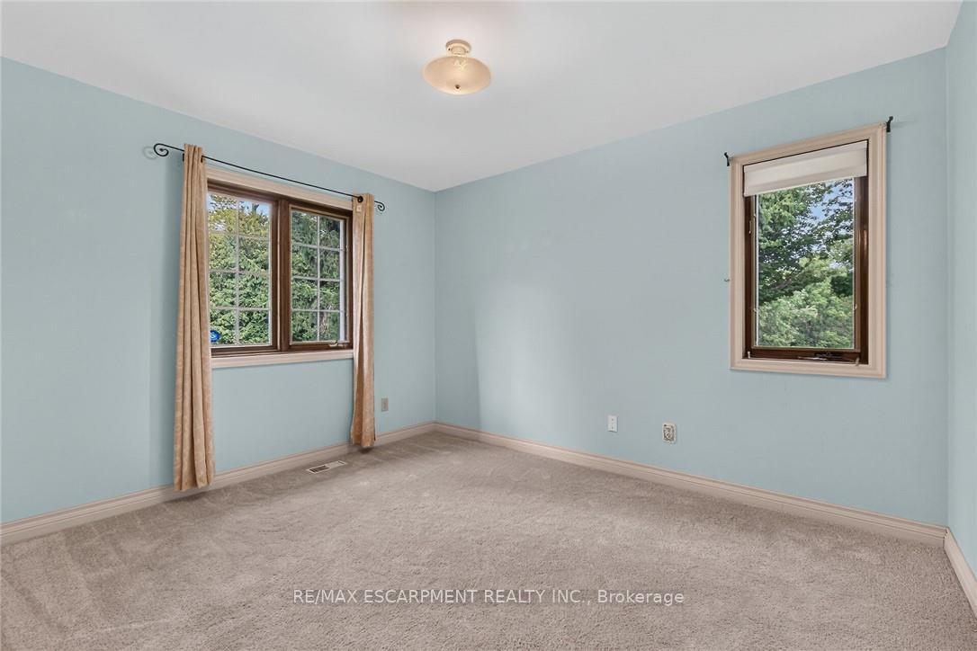 Photo 24 of 7011 Dickenson Road E, Hamilton, Mount Hope — HOMEH