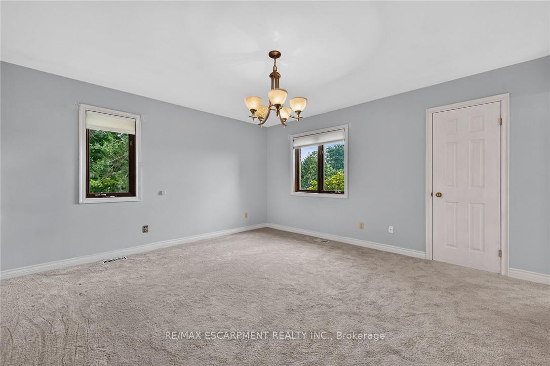 Photo 25 of 7011 Dickenson Road E, Hamilton, Mount Hope — HOMEH