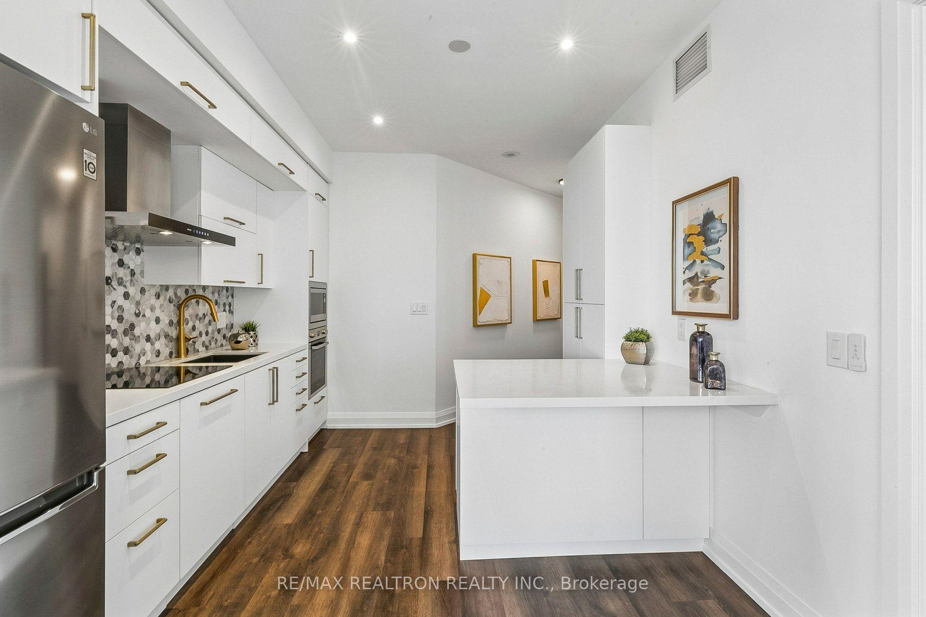 Photo 13 of Unit 1825, 5 Sheppard Avenue E, North York, Willowdale East — HOMEH