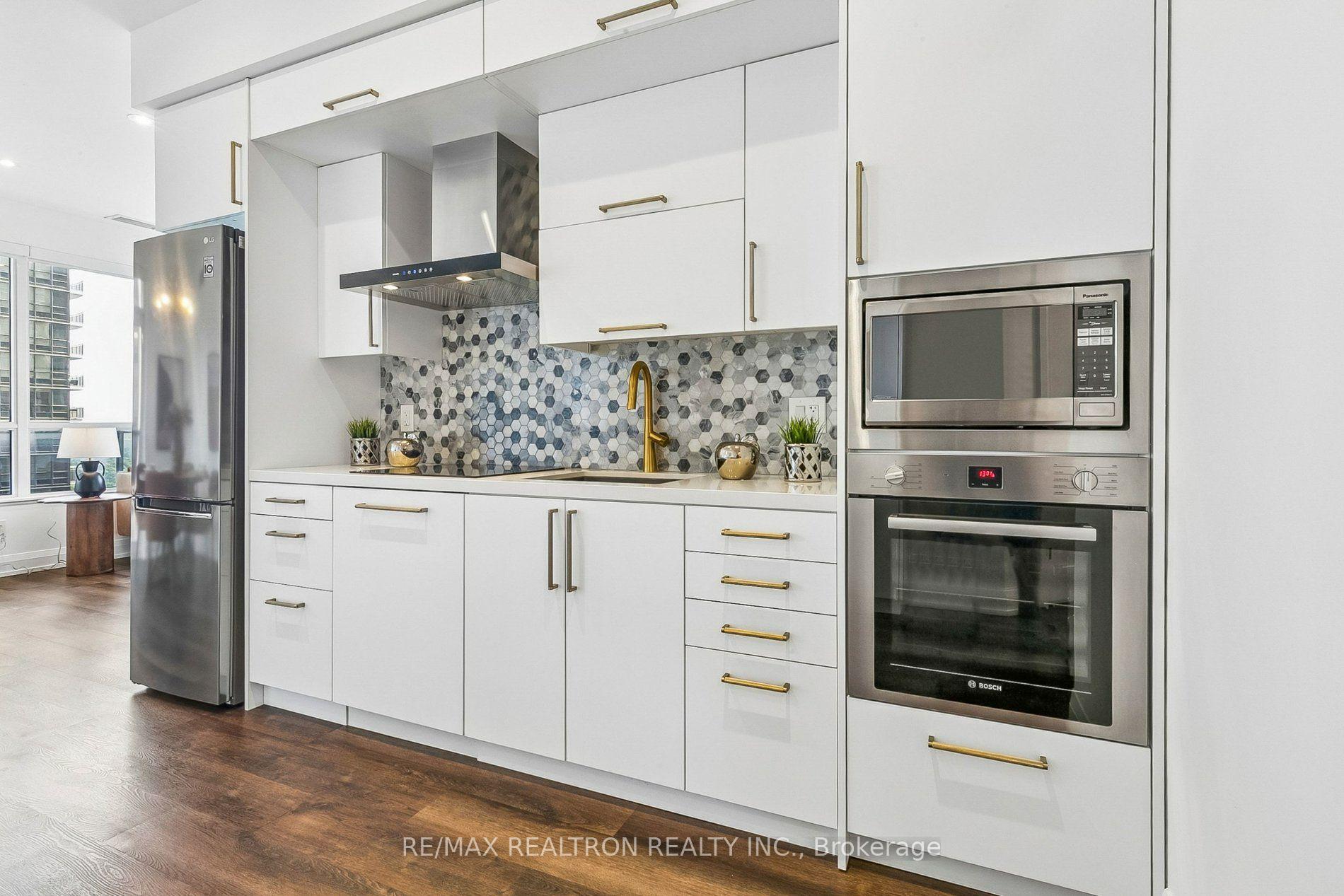 Photo 16 of Unit 1825, 5 Sheppard Avenue E, North York, Willowdale East — HOMEH