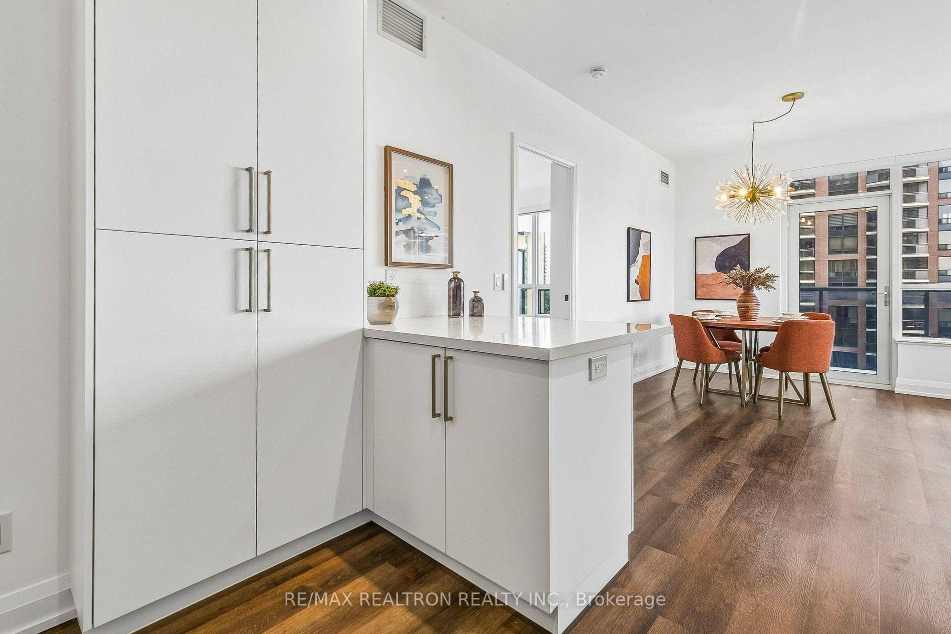 Photo 18 of Unit 1825, 5 Sheppard Avenue E, North York, Willowdale East — HOMEH