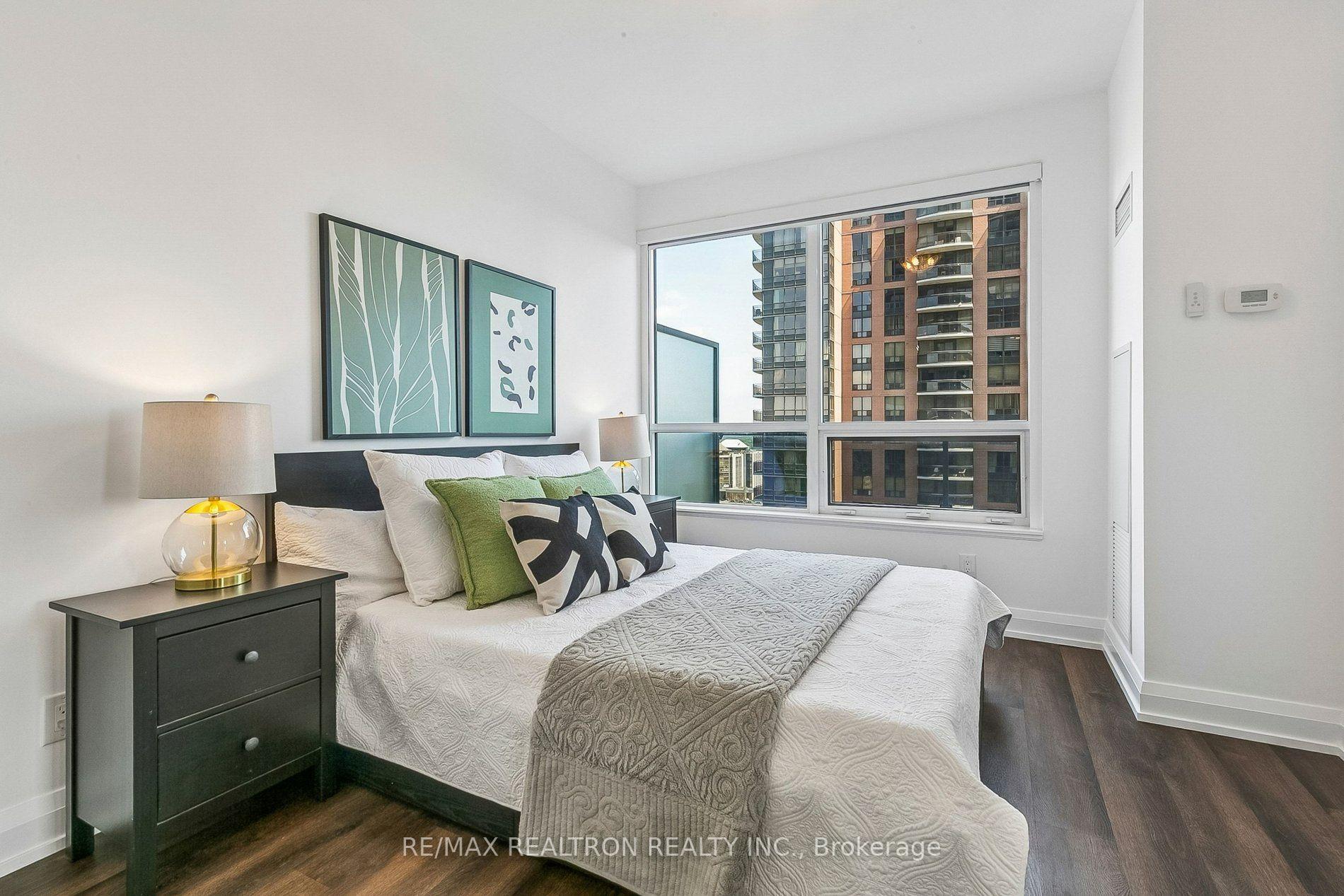 Photo 19 of Unit 1825, 5 Sheppard Avenue E, North York, Willowdale East — HOMEH
