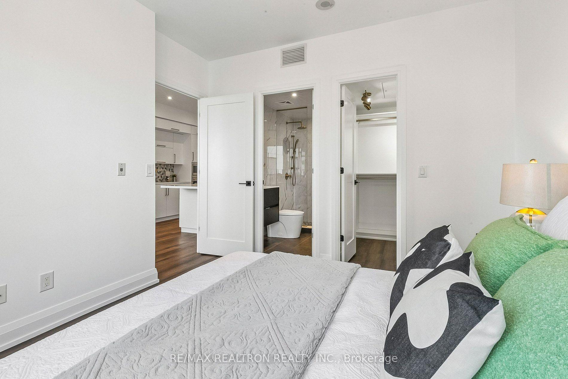Photo 21 of Unit 1825, 5 Sheppard Avenue E, North York, Willowdale East — HOMEH