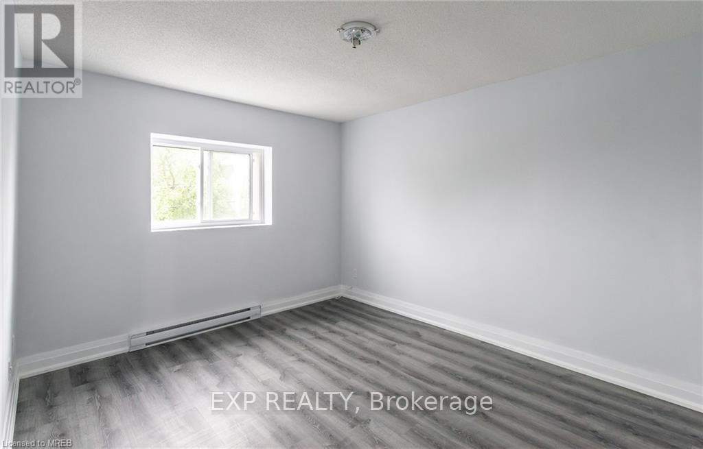 Photo 3 of Unit 22, 529 Elm Street, Port Colborne, Main Street — HOMEH