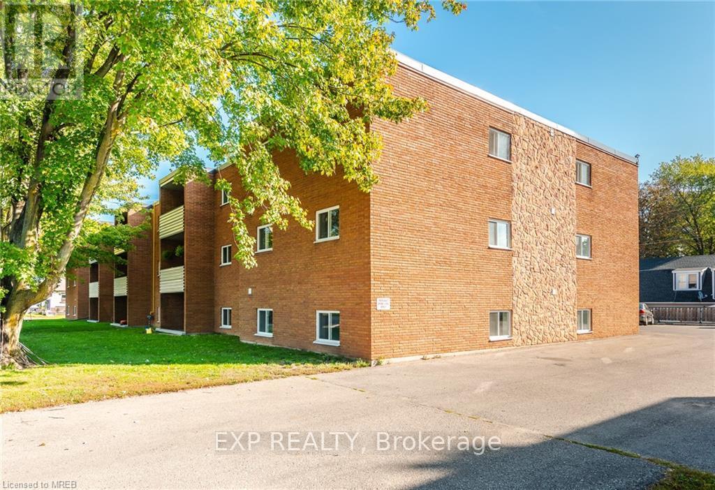 Photo 8 of Unit 22, 529 Elm Street, Port Colborne, Main Street — HOMEH
