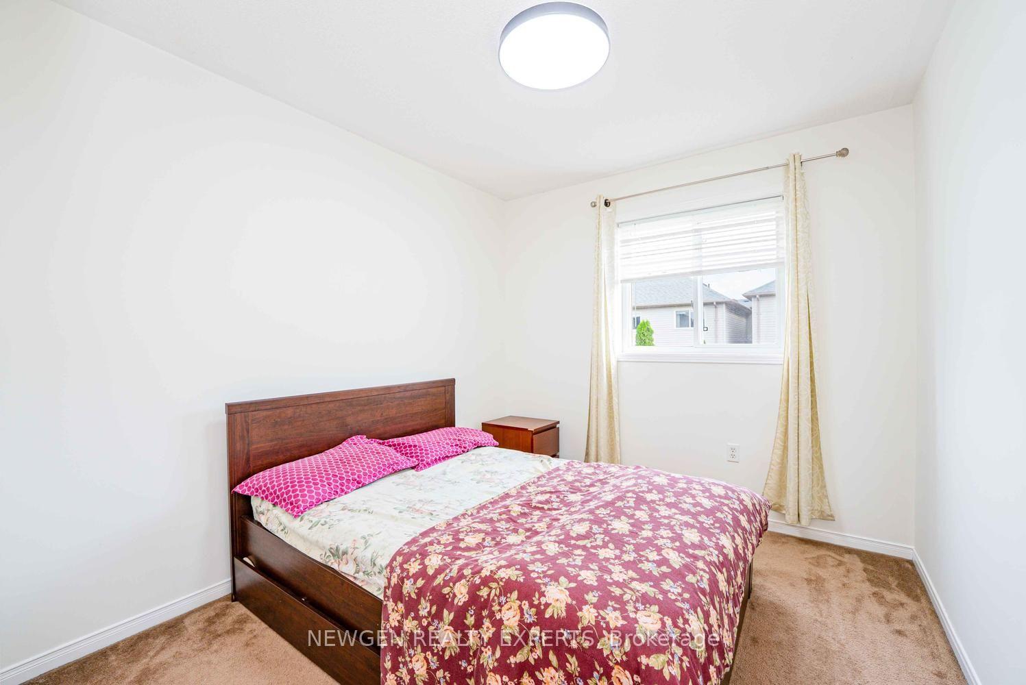Photo 22 of 6039 Coxswain Crescent, Mississauga, East Credit — HOMEH