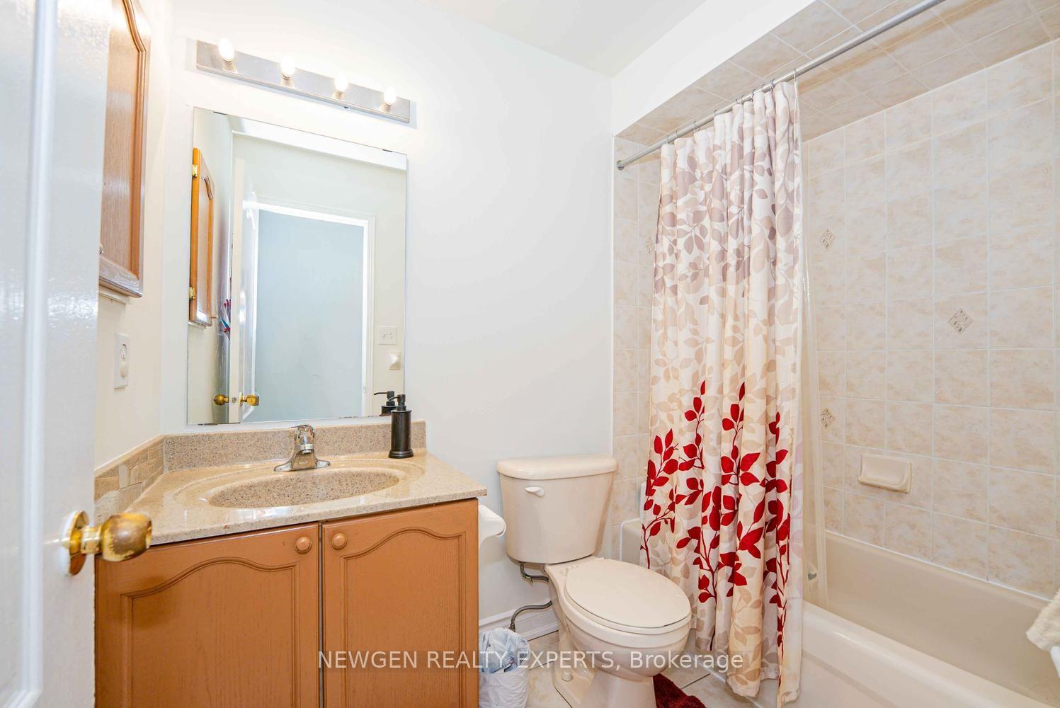 Photo 24 of 6039 Coxswain Crescent, Mississauga, East Credit — HOMEH