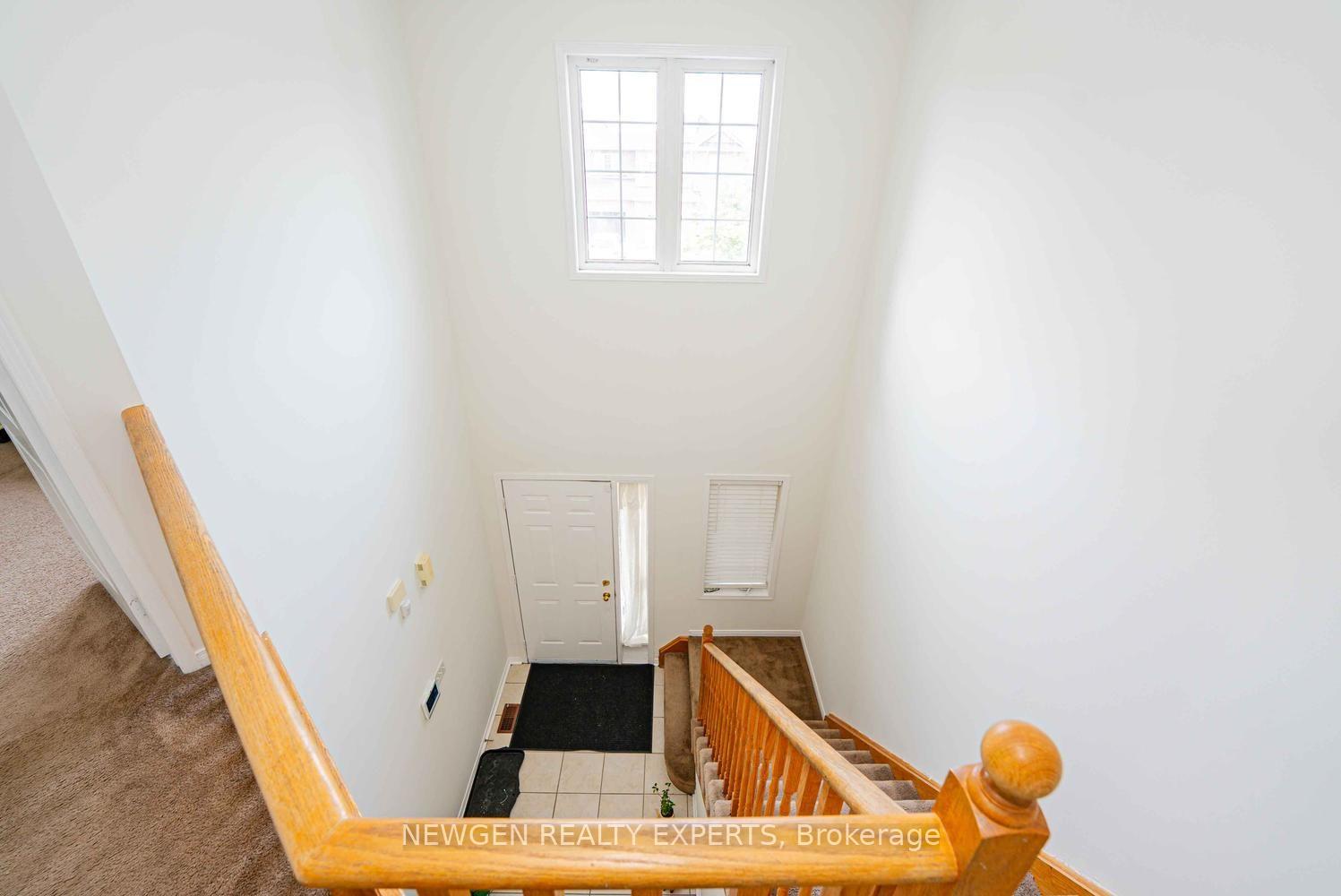 Photo 26 of 6039 Coxswain Crescent, Mississauga, East Credit — HOMEH