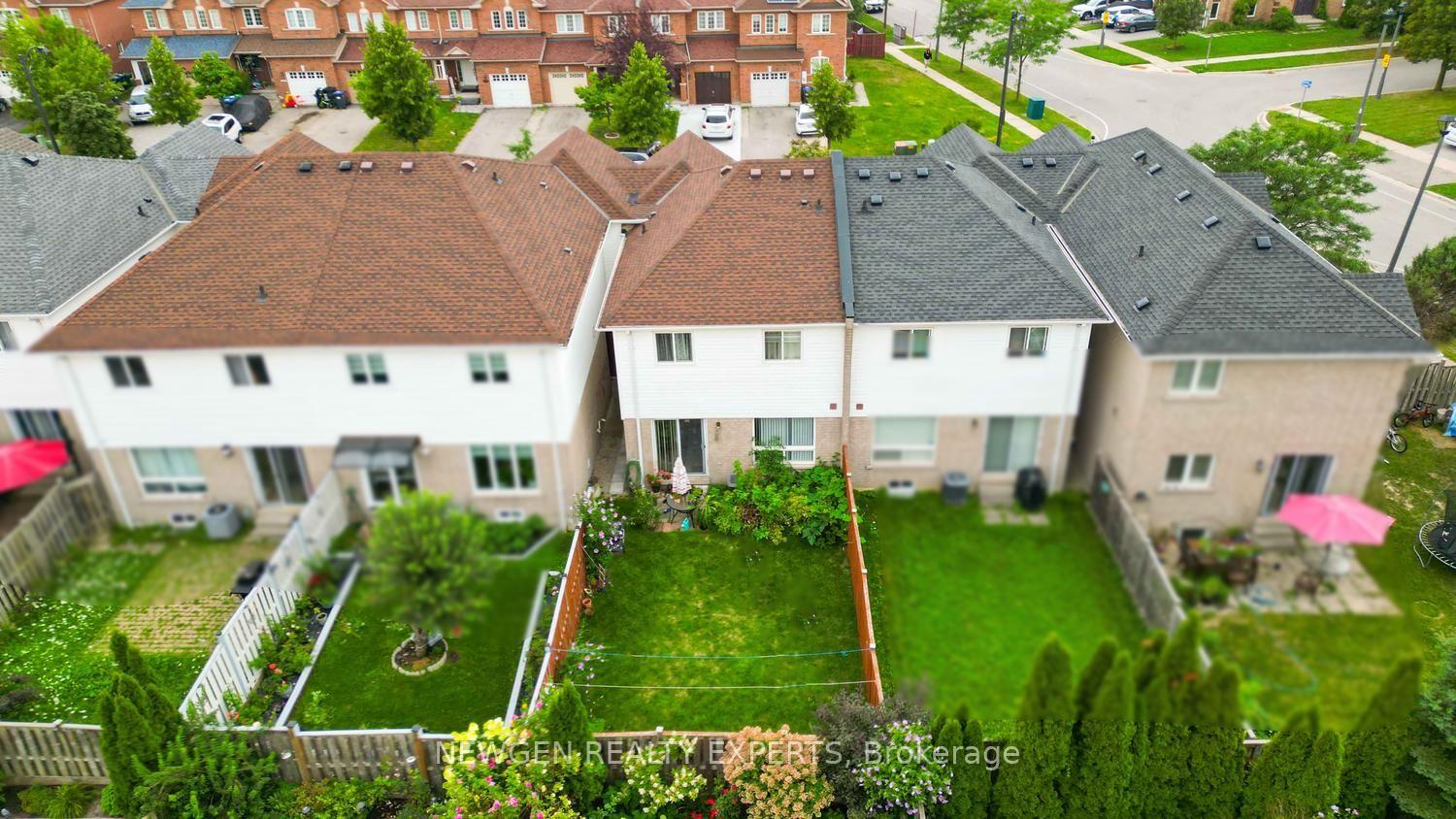 Photo 37 of 6039 Coxswain Crescent, Mississauga, East Credit — HOMEH