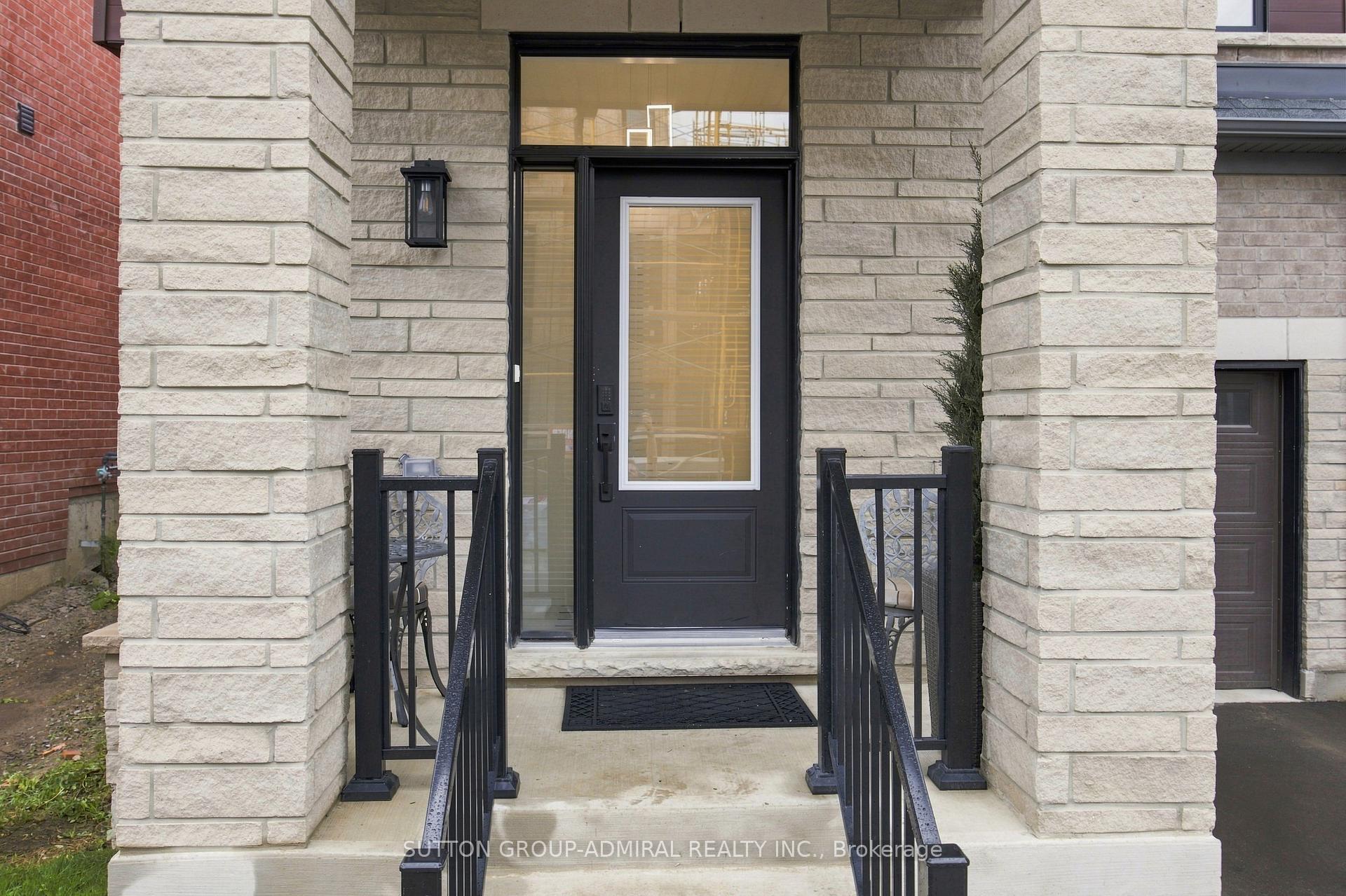 Photo 4 of 46 Fish Drive, Aurora, Bayview Northeast — HOMEH