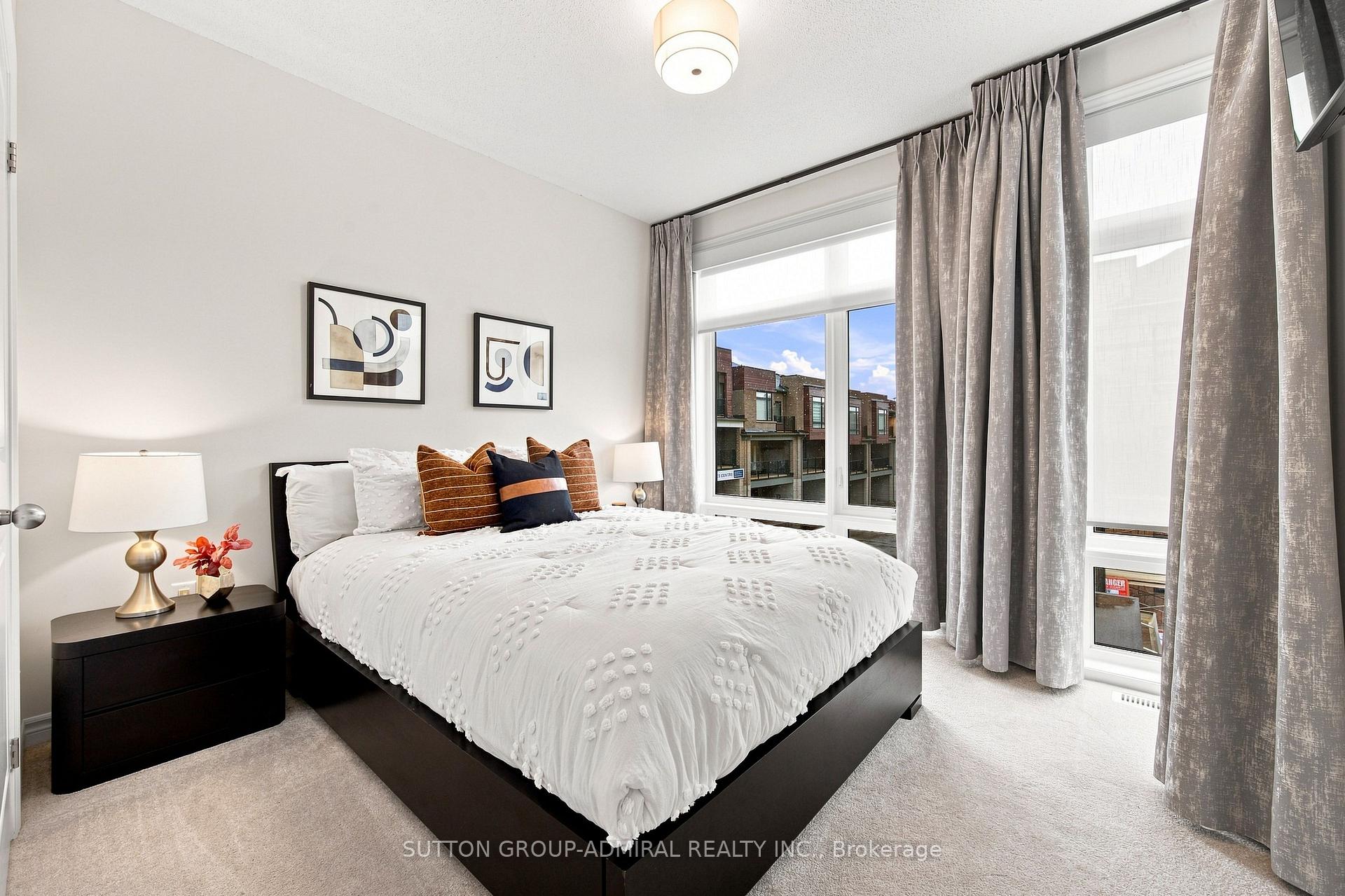 Photo 30 of 46 Fish Drive, Aurora, Bayview Northeast — HOMEH
