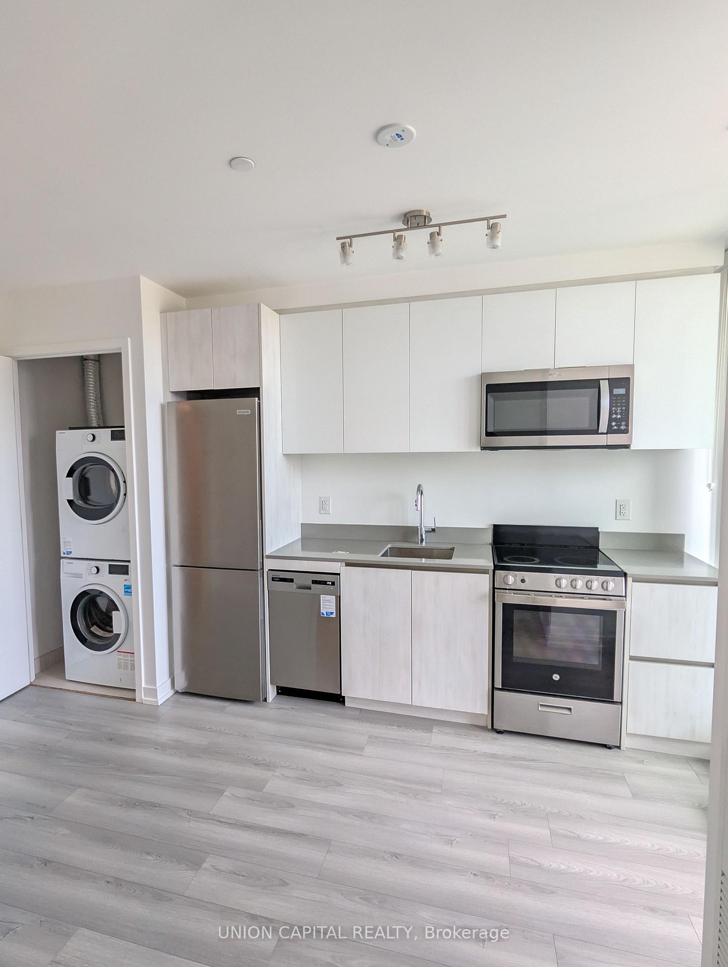Photo 11 of Unit 320, 3100 Keele Street, North York, Downsview-Roding-CFB — HOMEH