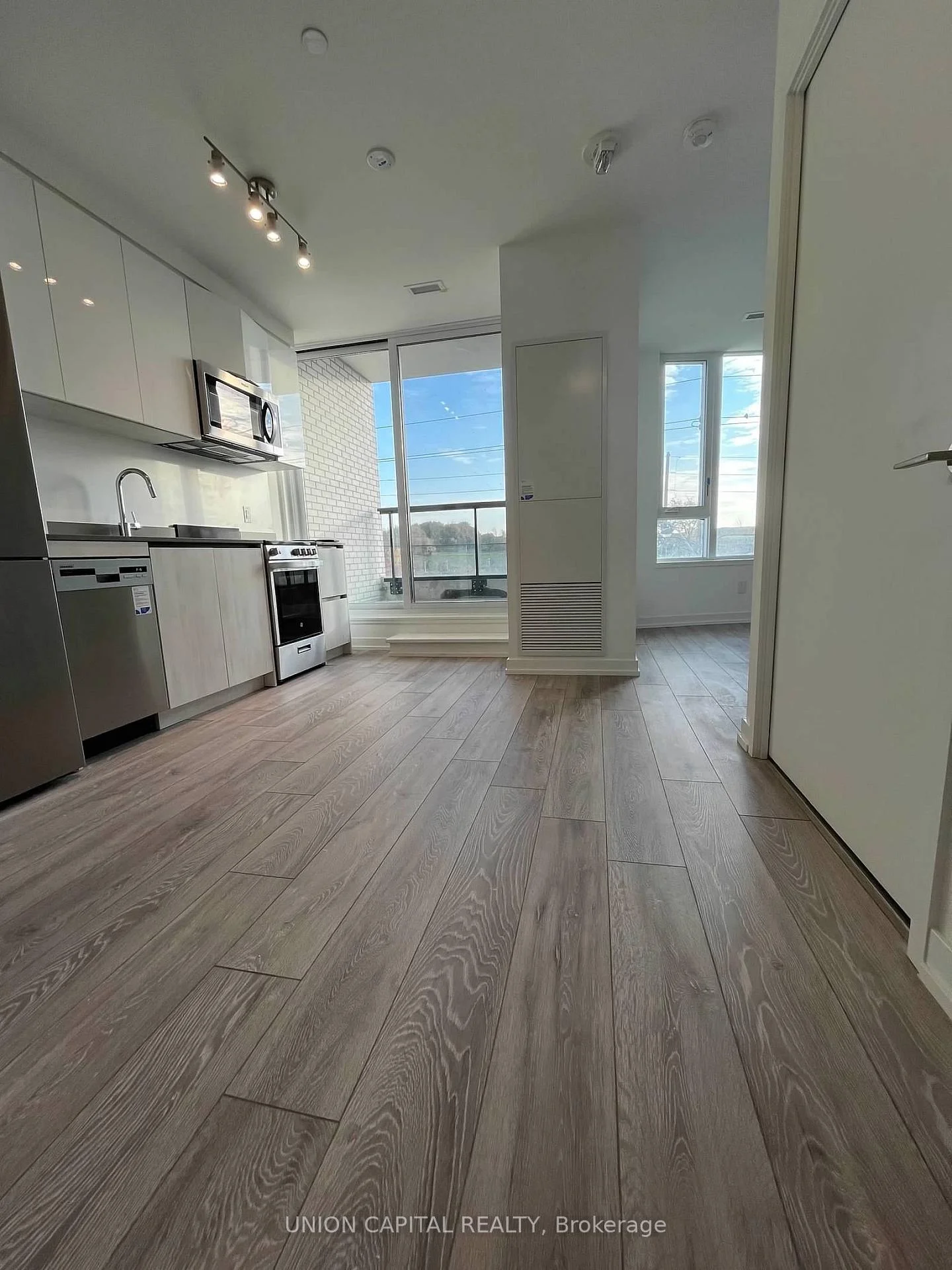 Photo 32 of Unit 320, 3100 Keele Street, North York, Downsview-Roding-CFB — HOMEH