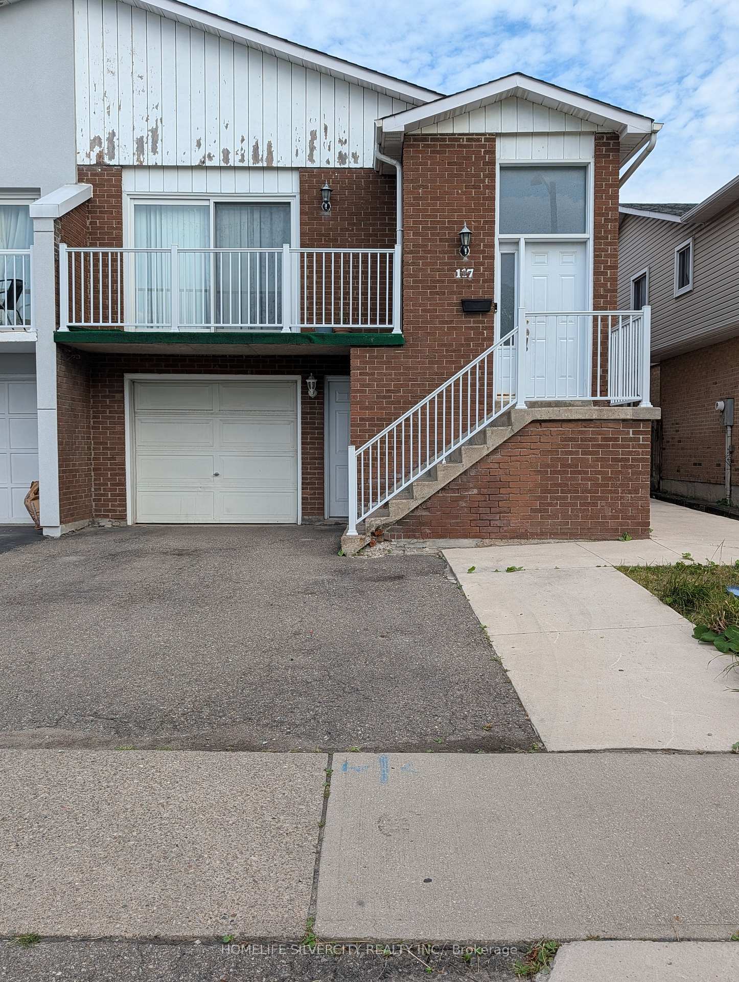 Photo 1 of 117 Simmons Boulevard, Brampton, Madoc — HOMEH