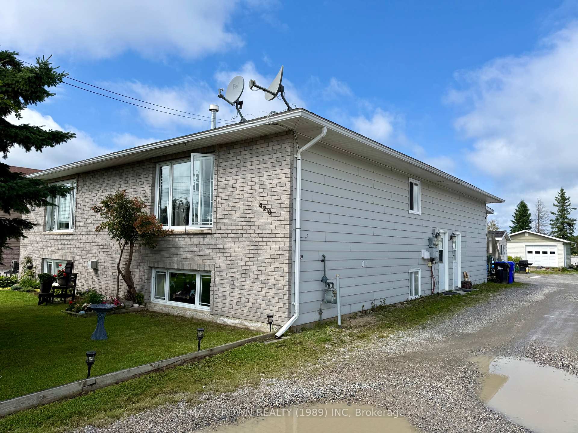 Photo 3 of 420 Brisson Boulevard, Hearst — HOMEH