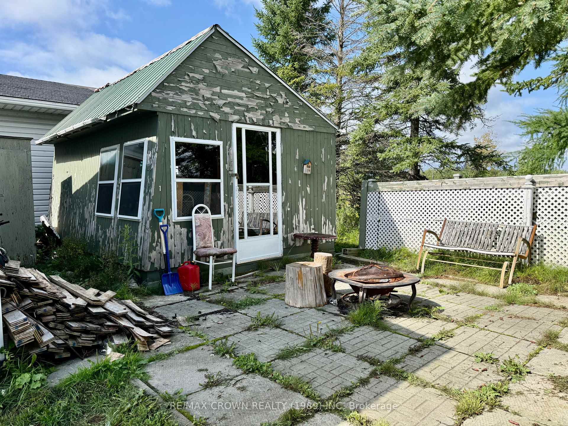 Photo 14 of 420 Brisson Boulevard, Hearst — HOMEH