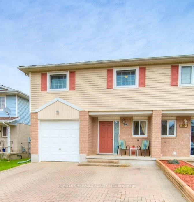Photo 1 of 806 Fairway Crescent, Kitchener, Idlewood — HOMEH