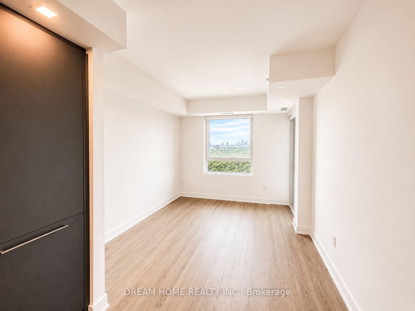 Photo 4 of Unit 3806, 609 Sherbourne Street, Toronto, North St. James Town — HOMEH