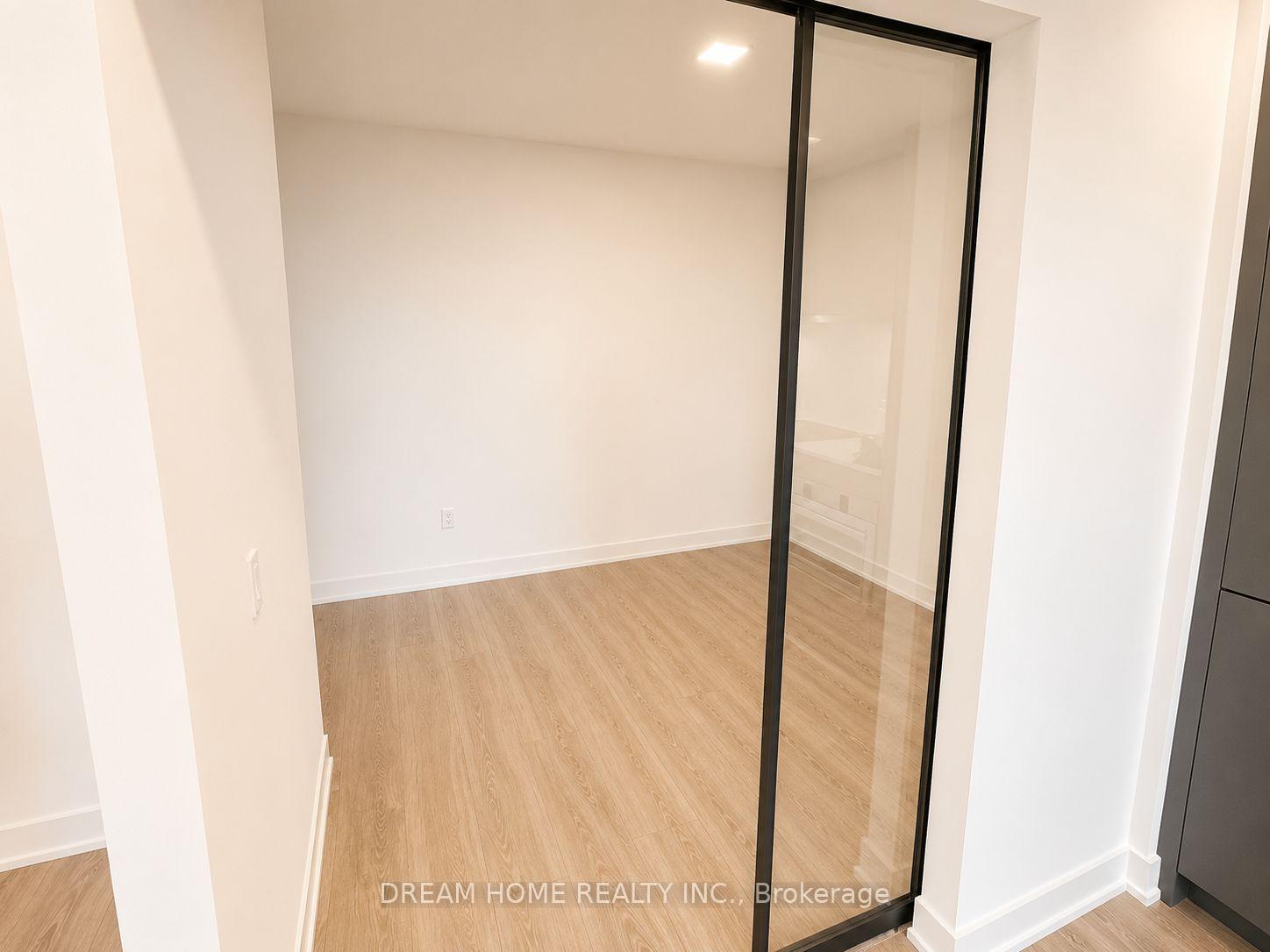 Photo 9 of Unit 3806, 609 Sherbourne Street, Toronto, North St. James Town — HOMEH