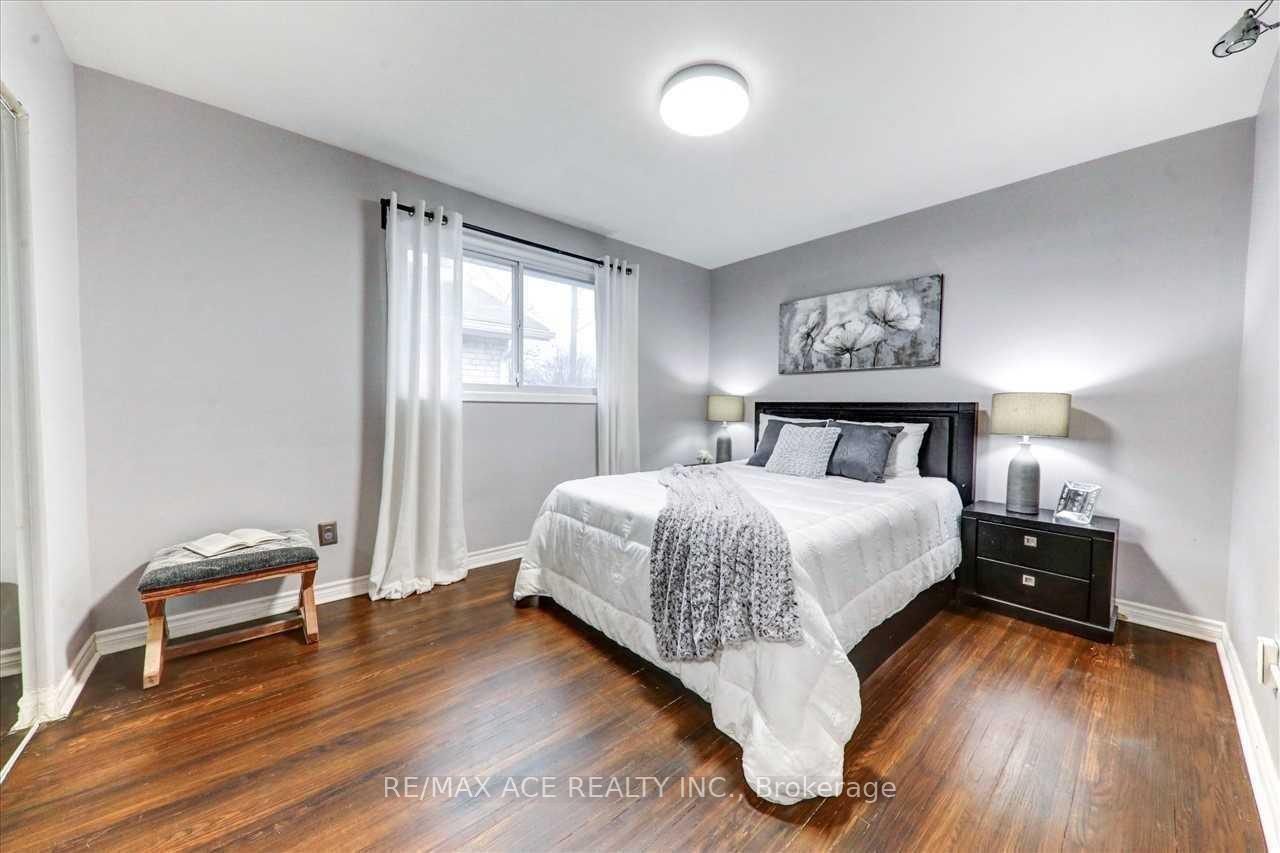 Photo 17 of 1 Wagner Drive, Scarborough, West Hill — HOMEH