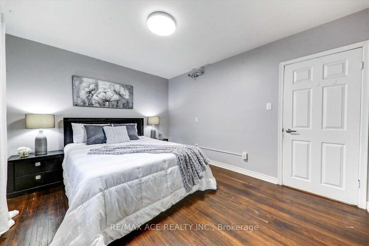 Photo 19 of 1 Wagner Drive, Scarborough, West Hill — HOMEH